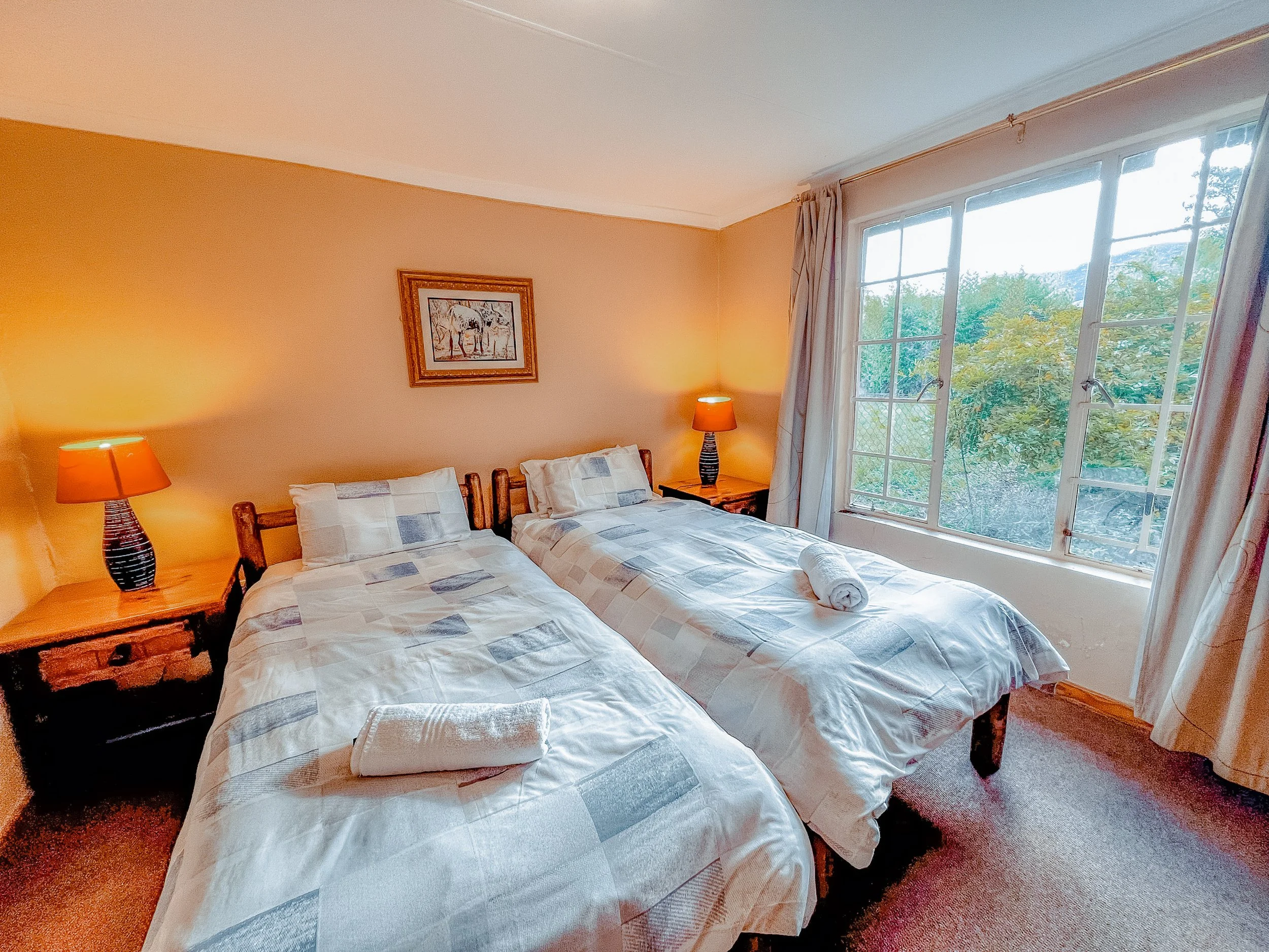 Chalet 9-10.jpg