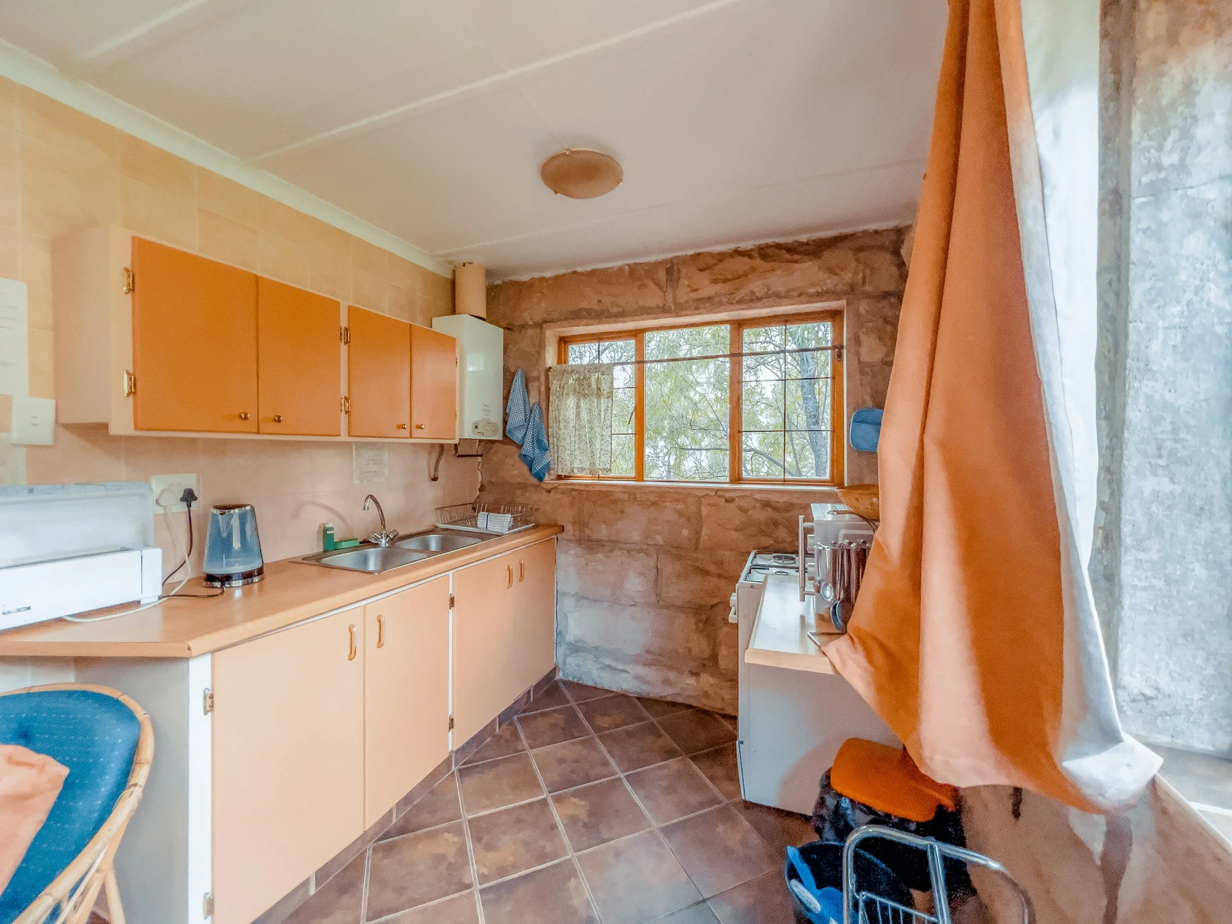 Chalet 10-1.jpg