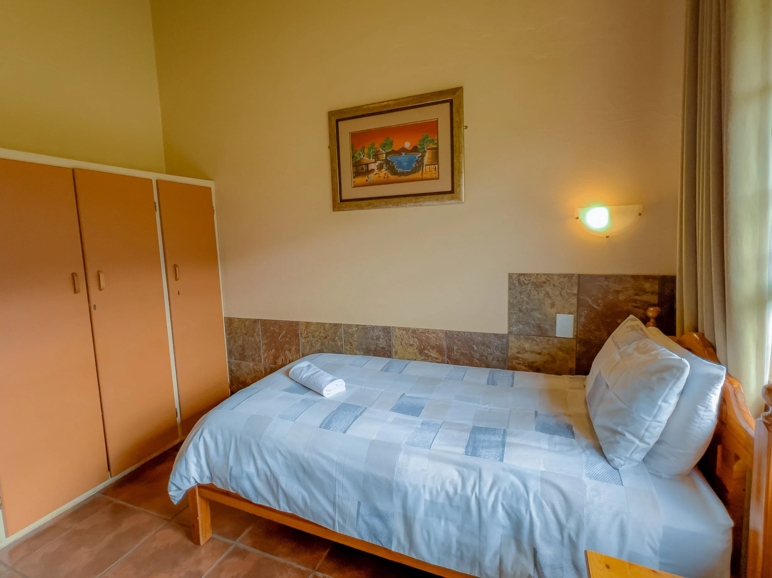 Chalet 5-7.jpg