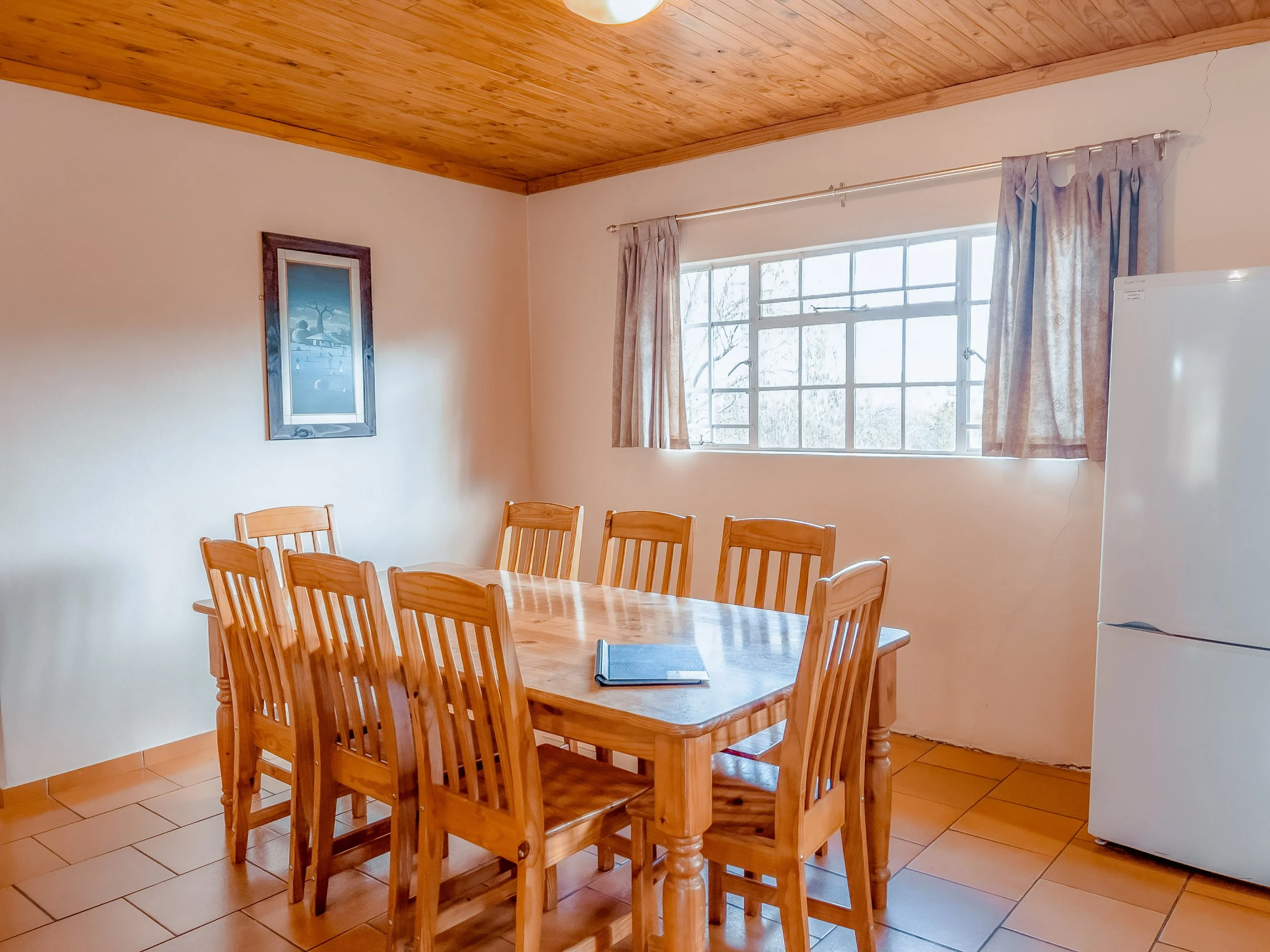 Chalet 9-8.jpg