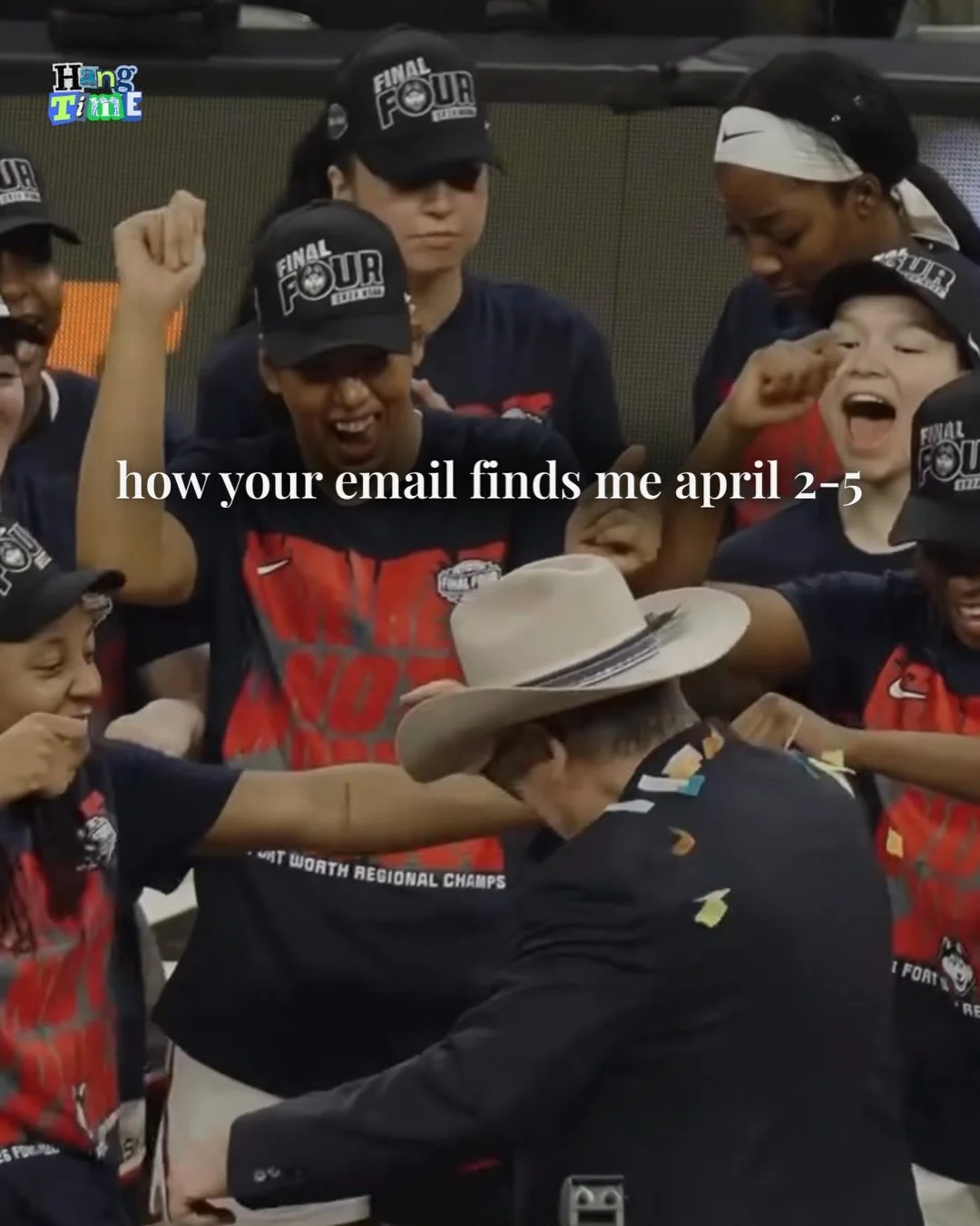 they&rsquo;re playin&rsquo; bas-ket-ball 🎶

#womenssports #marchmadness #finalfour