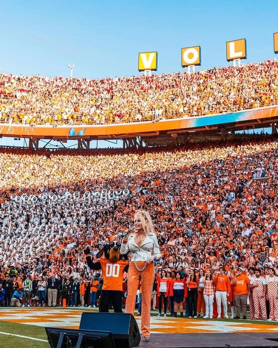 There will never be another 🤍

Dolly Parton&rsquo;s legacy stretches well beyond her legendary music career. Here&rsquo;s one of our favorite times she was a woman in sports via @vol_football. 

📷/📹 via @vol_football; @countrychord