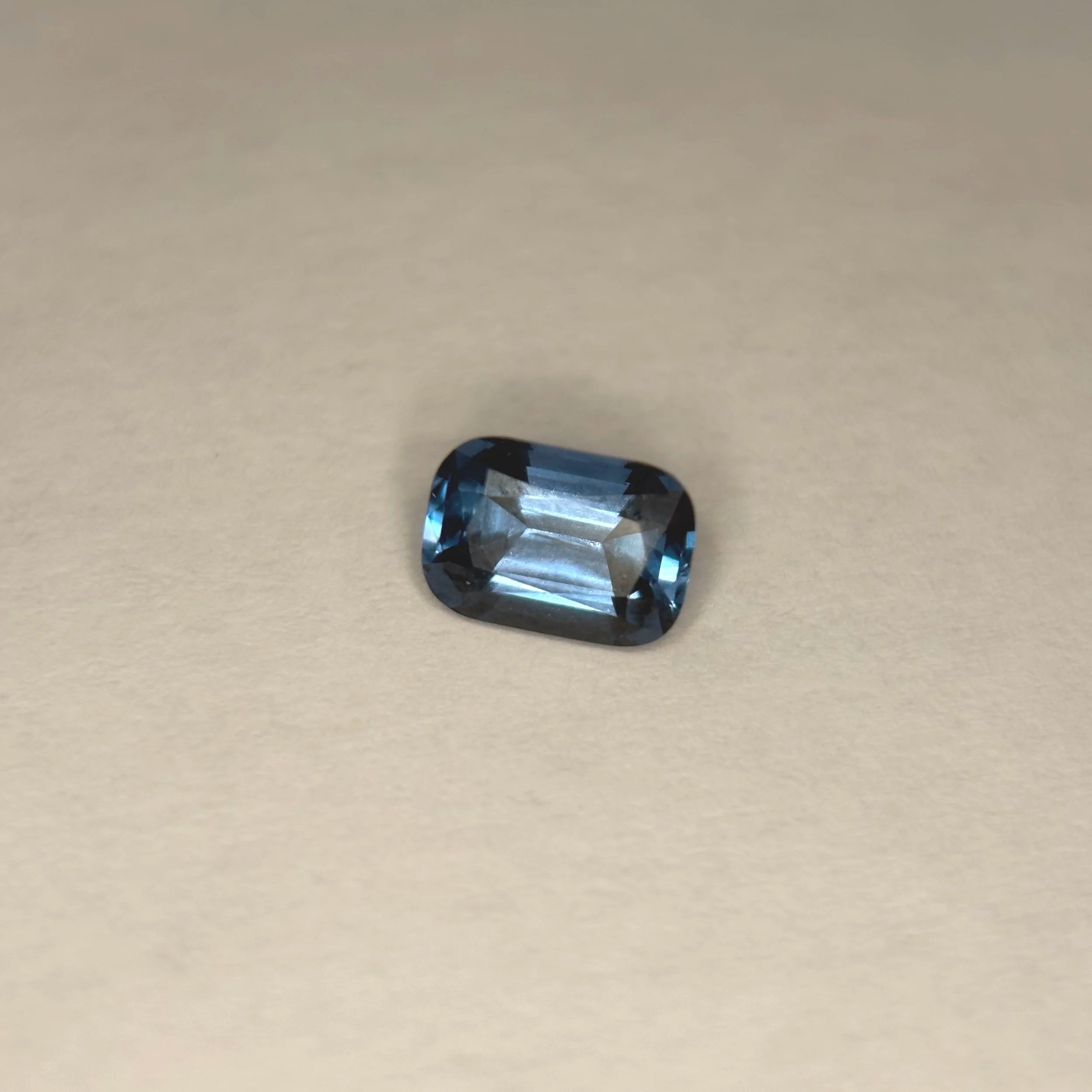 BLUE+SPINEL+SKU+80001+JPEG.jpg