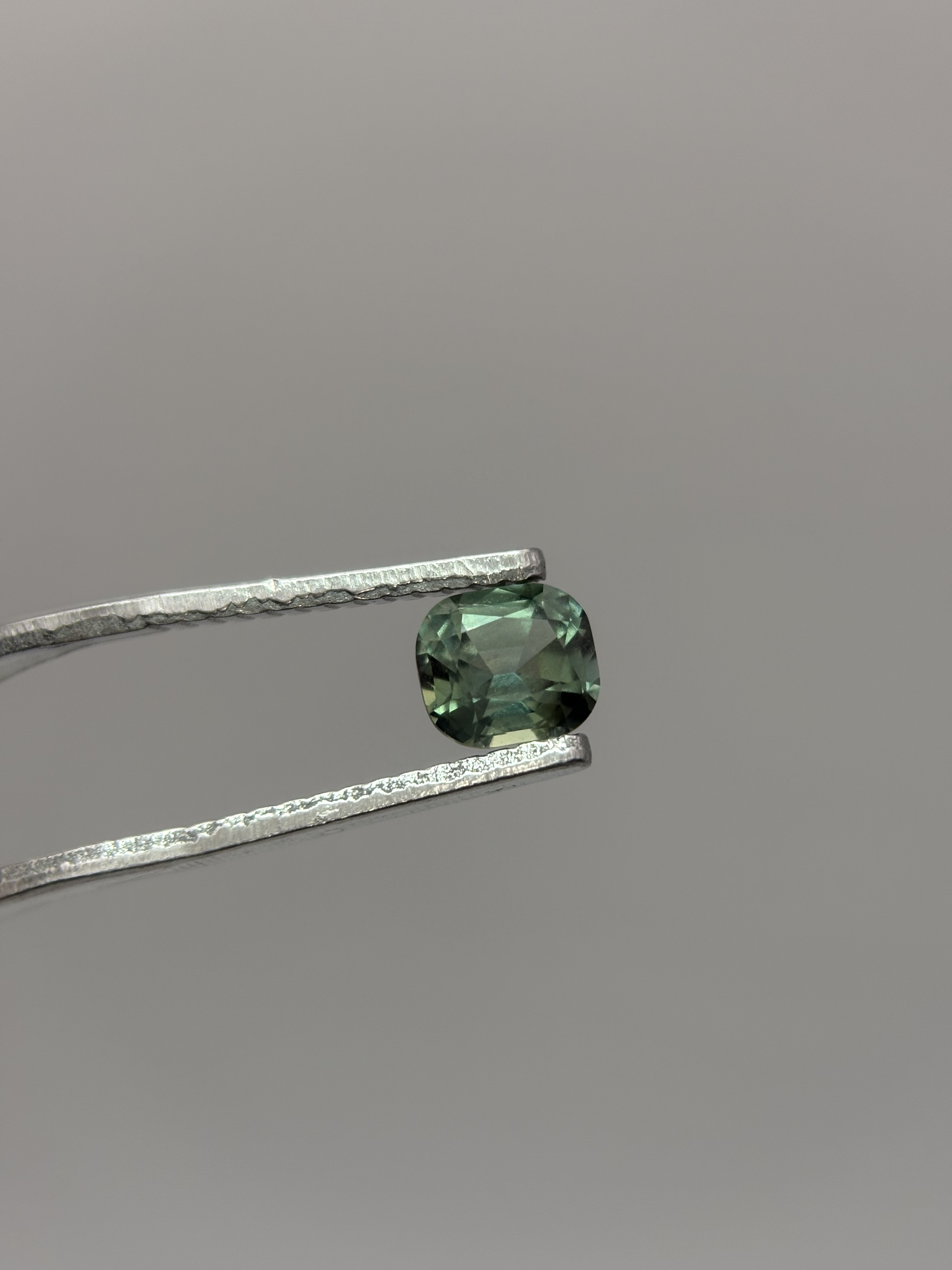 Cushion Square Bi-Colour Sapphire