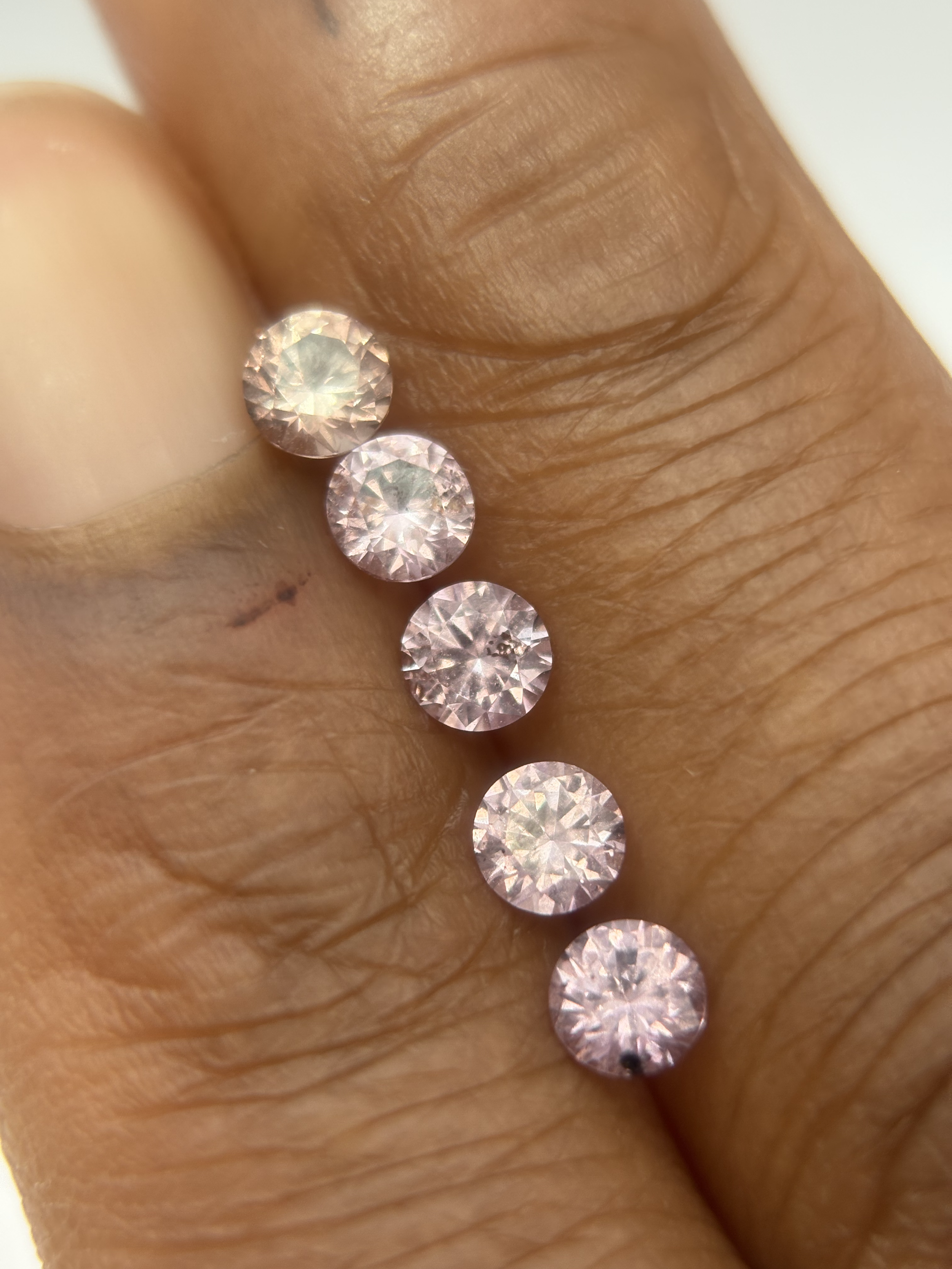 Brilliant Round Tsavorite Peach Garnet