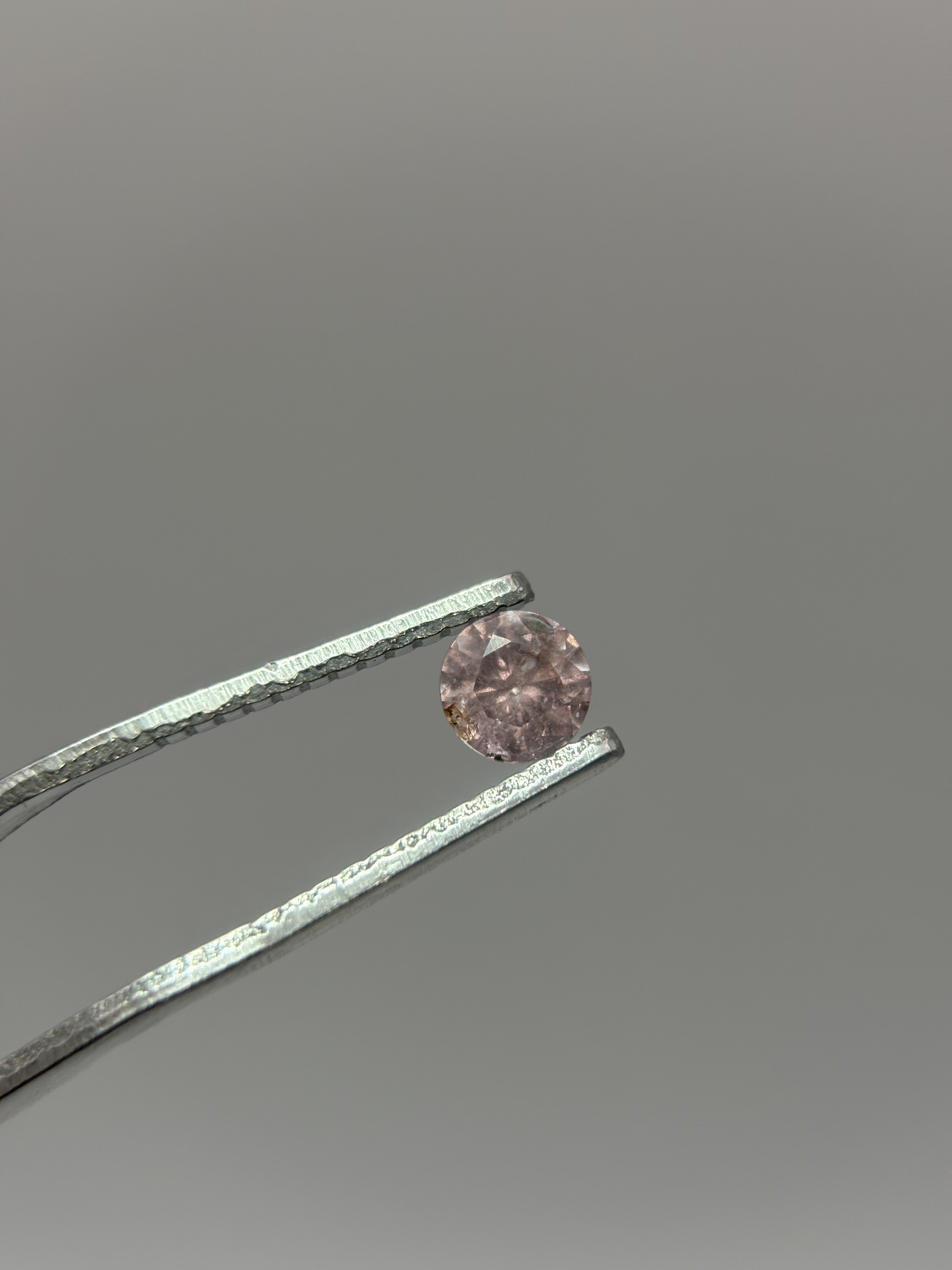 Brilliant Round Tsavorite Peach Garnet