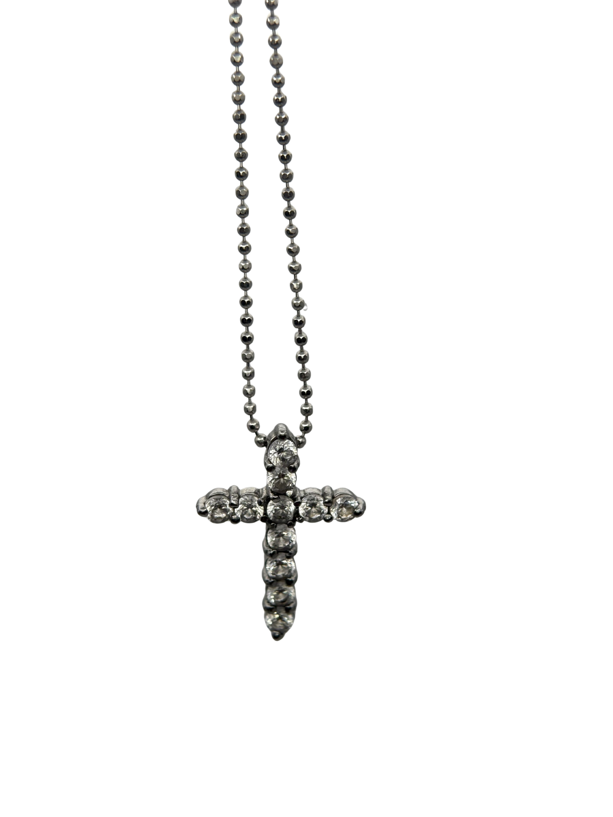 SILVER CHAIN AND PENDANT