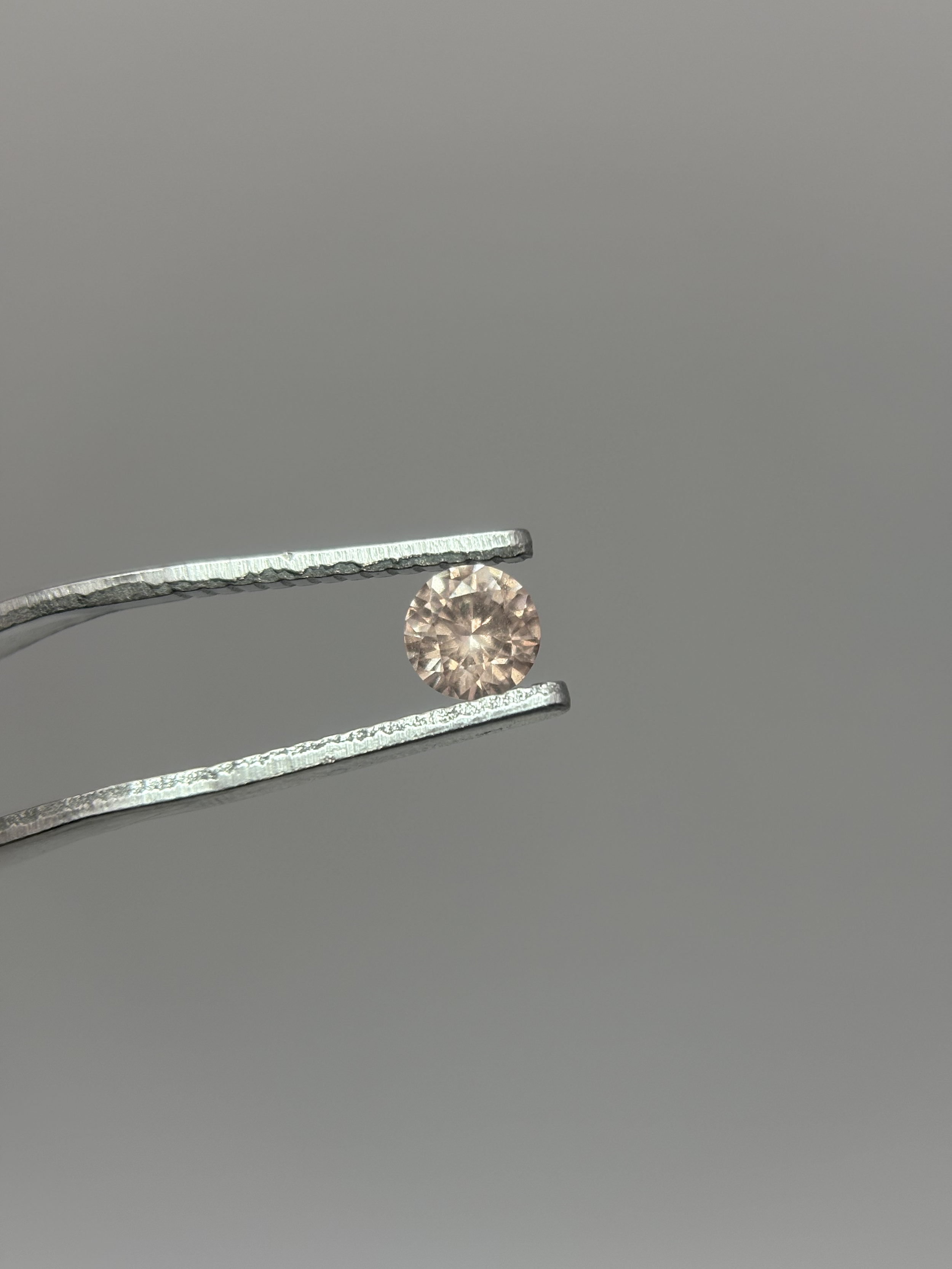 Brilliant Round Tsavorite Peach Garnet