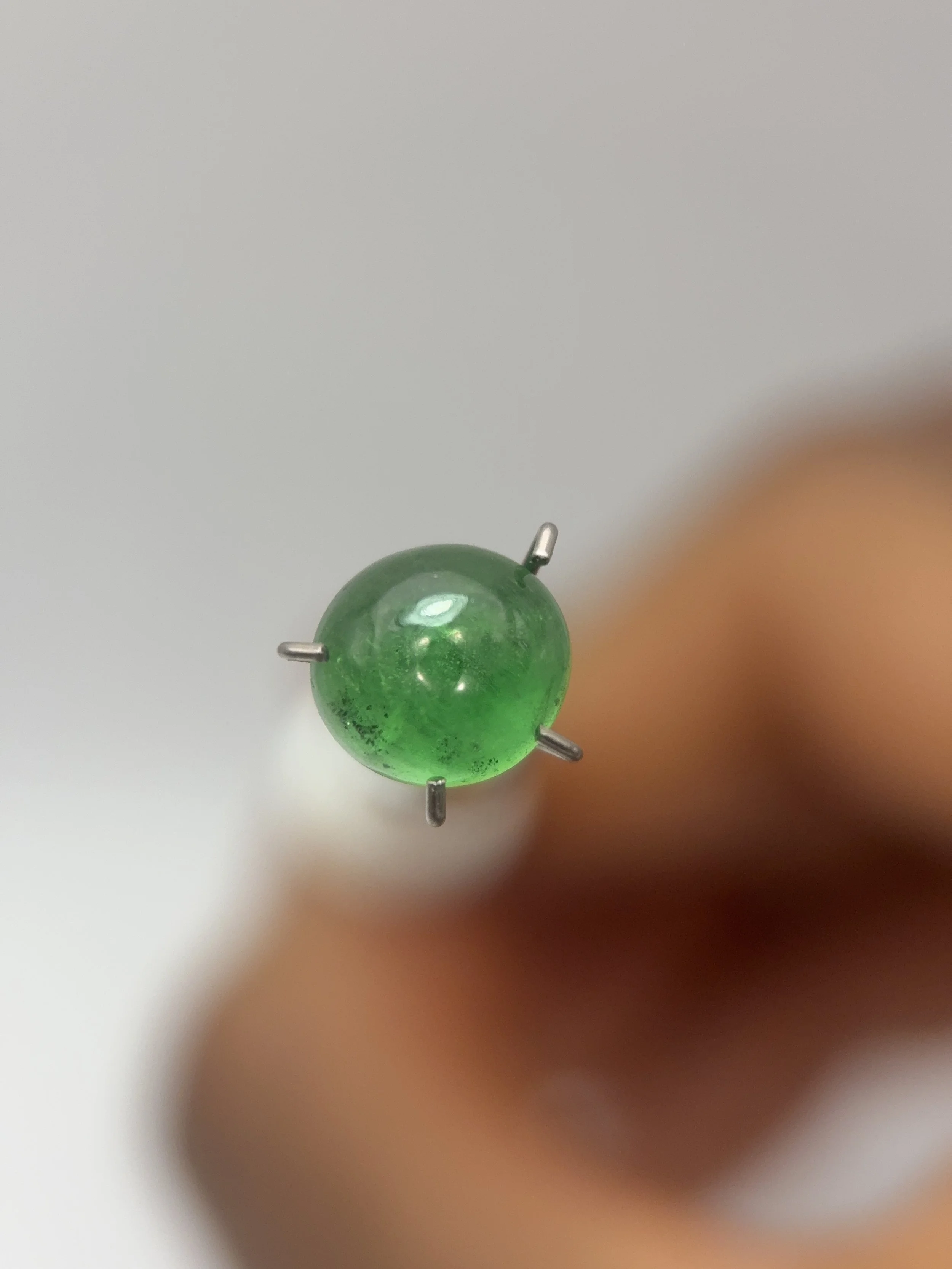 Cabochon Round Cut Tsavorite Green Garnet