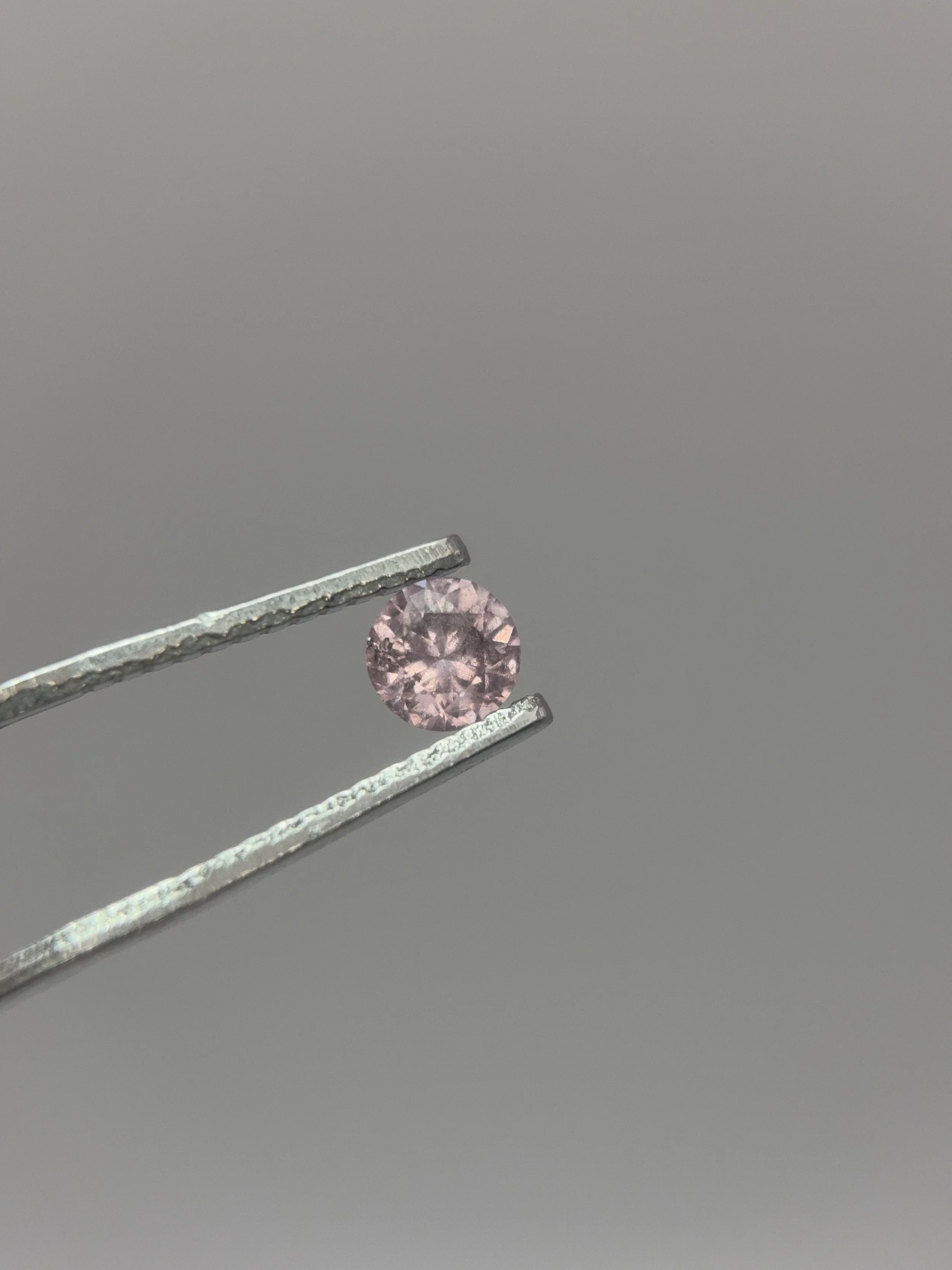 Brilliant Round Tsavorite Peach Garnet