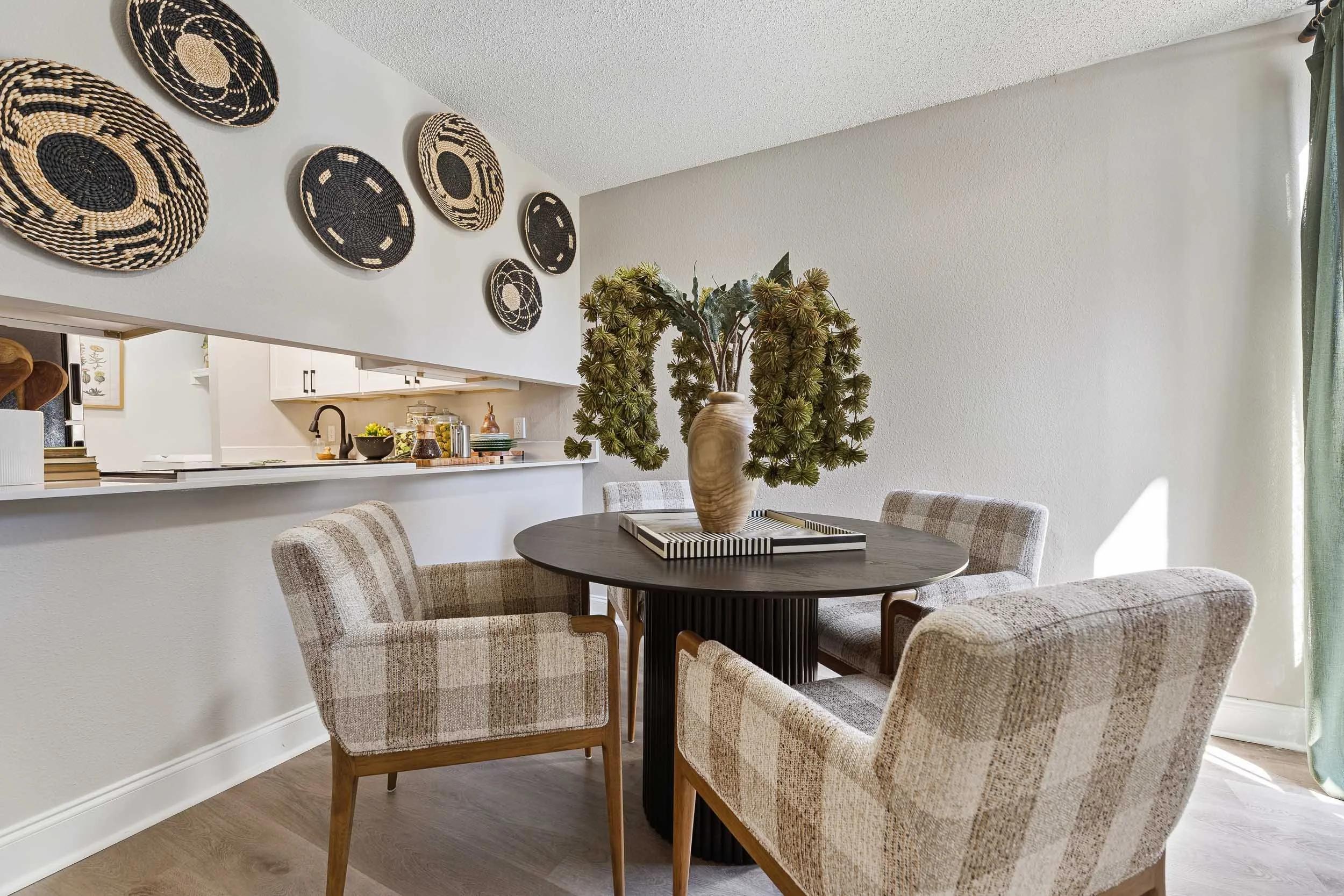 Edenfield Shores | Apartments in Jacksonville, FL | Dining Area