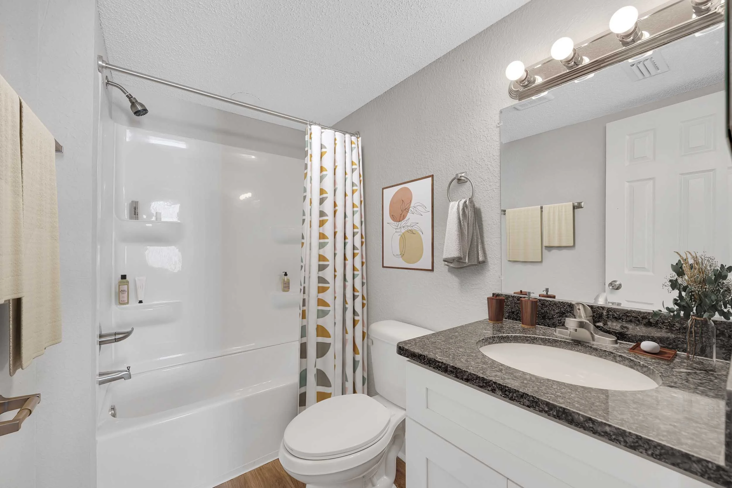 Edenfield Shores | Apartments in Jacksonville, FL | Bathroom