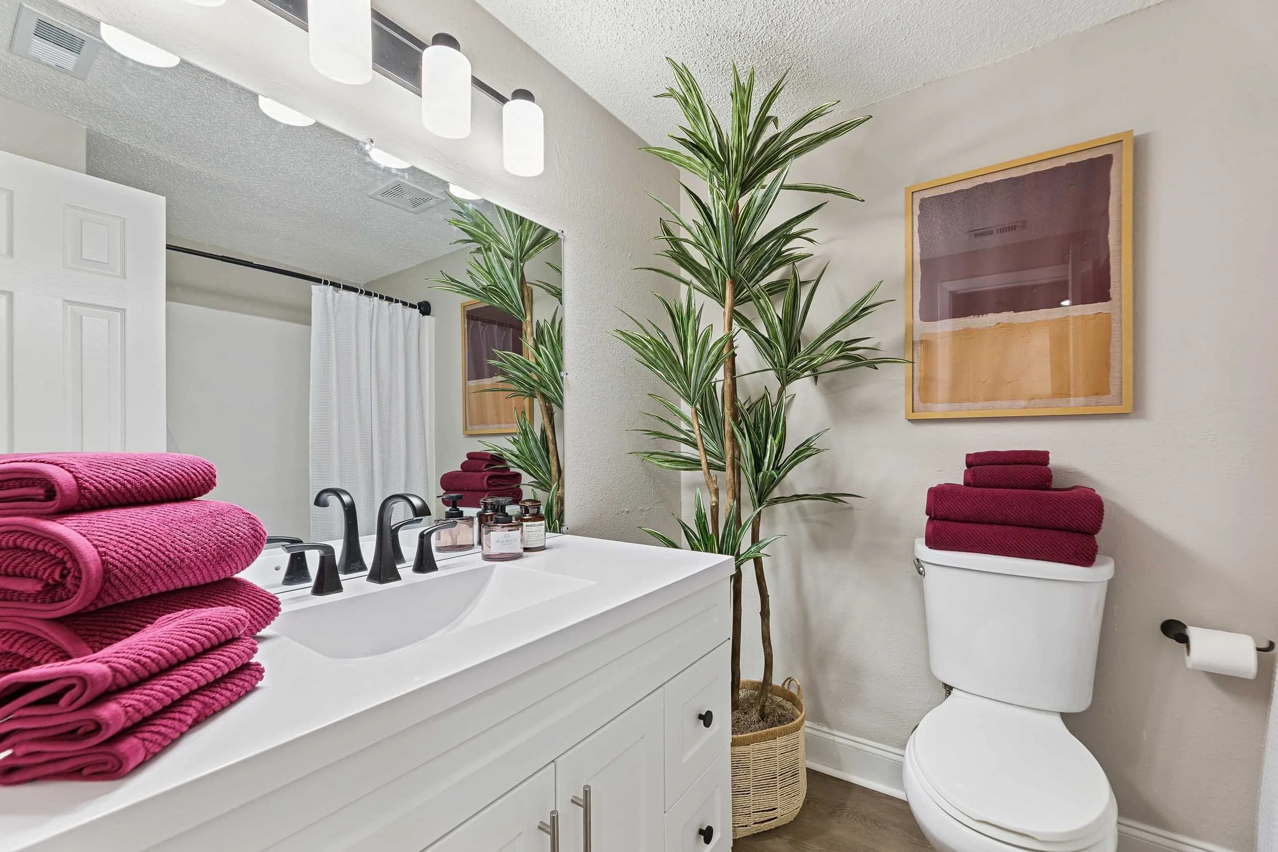 Edenfield Shores | Apartments in Jacksonville, FL | Bathroom