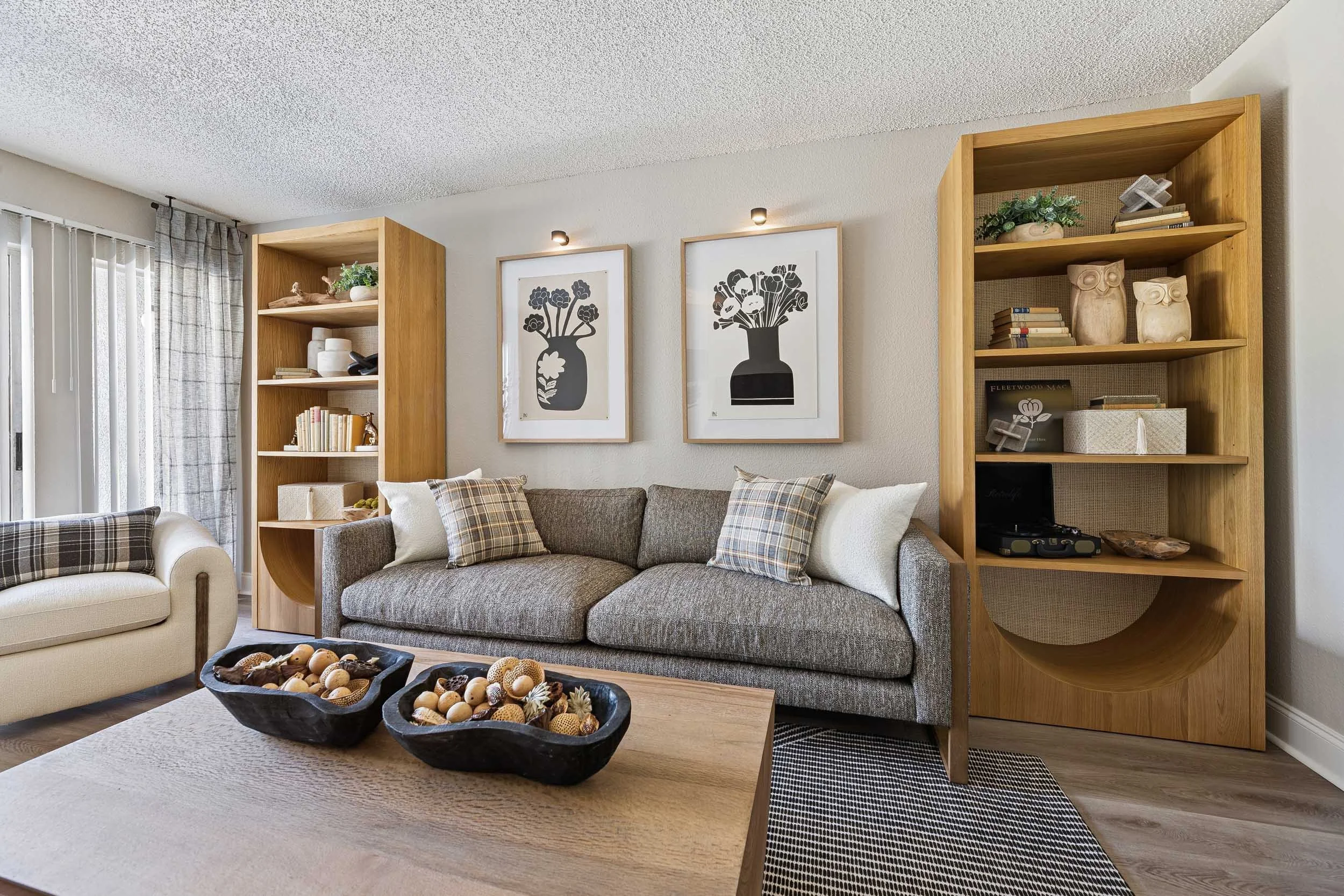 Edenfield Shores | Apartments in Jacksonville, FL | Living Room