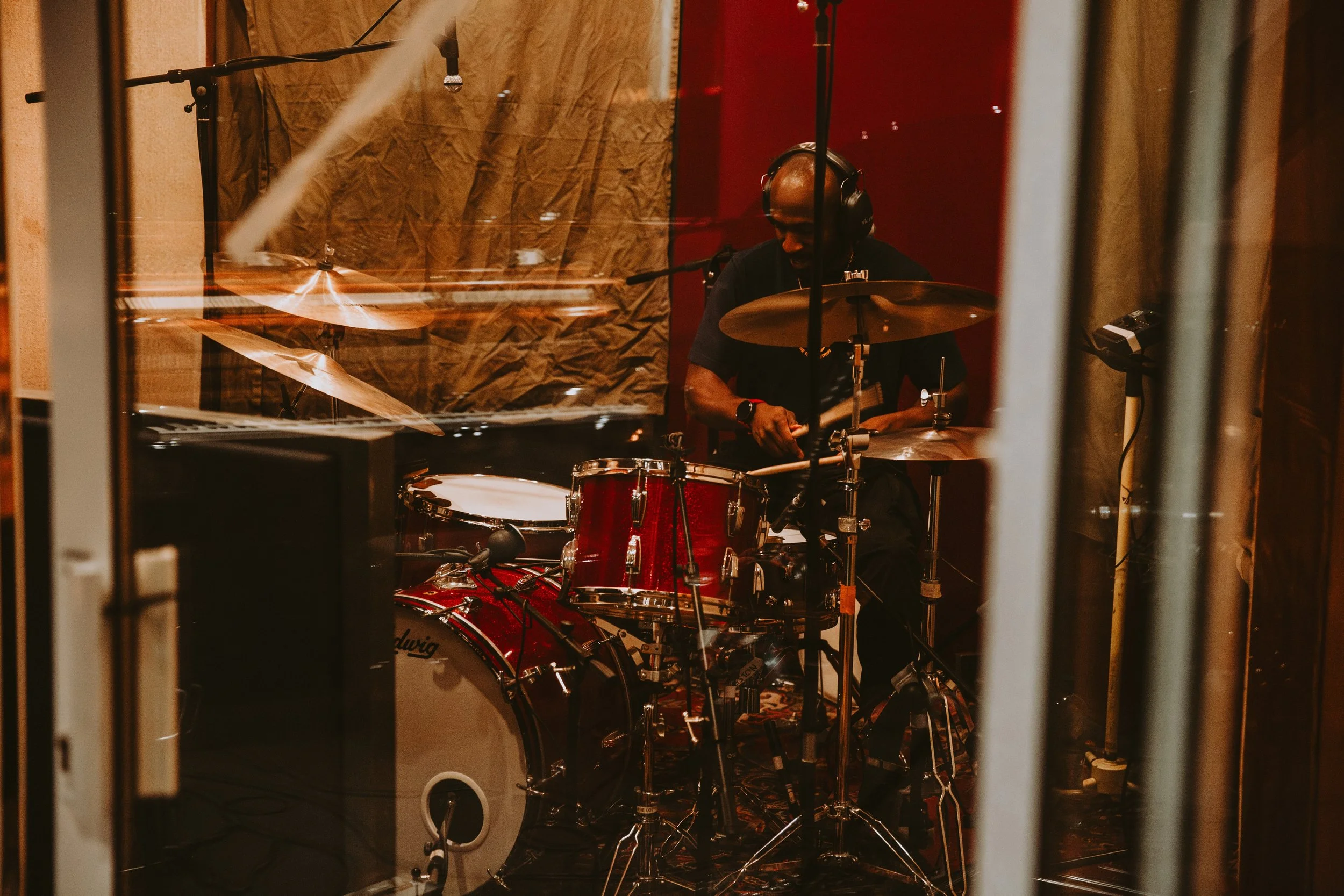 James Bay - Studio Daze-1.jpeg