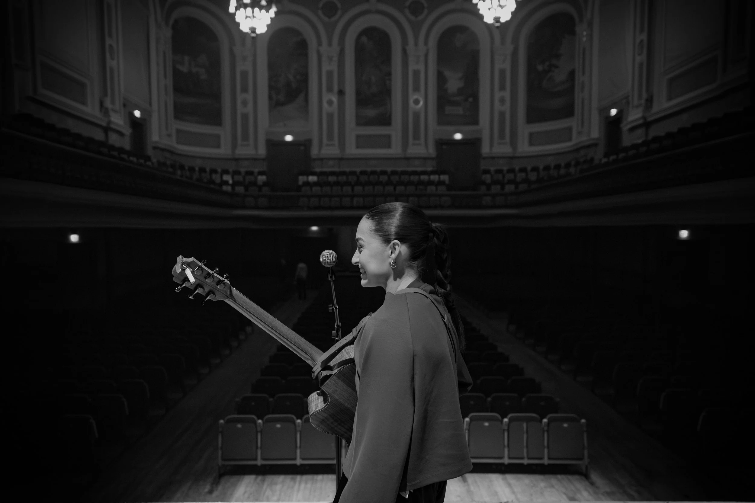 Niamh McCrystal - Ulster Hall-6.JPG