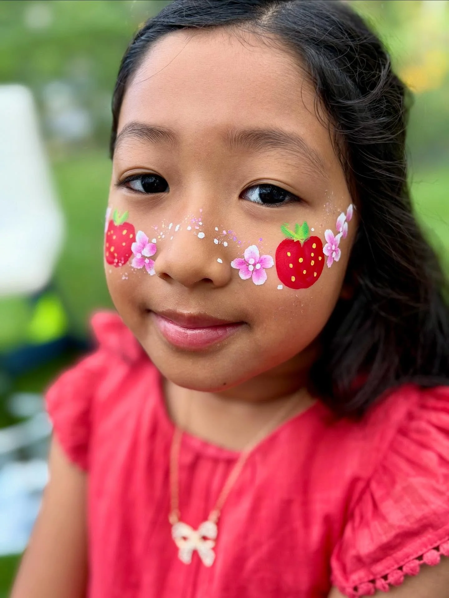 Nothing like some cute strawberry blossom freckles! ✧˖&deg;

#facepainter #facepaintersofinstagram #facepaint #facepaintingideas #facepaint #madisonwi #madisonwisconsin