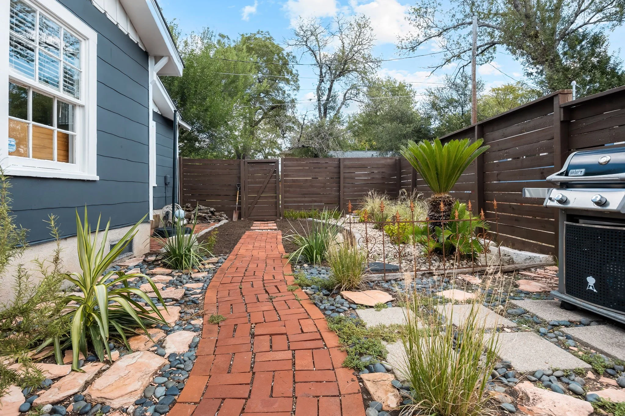 49-149 -305 E 50TH ST.jpg