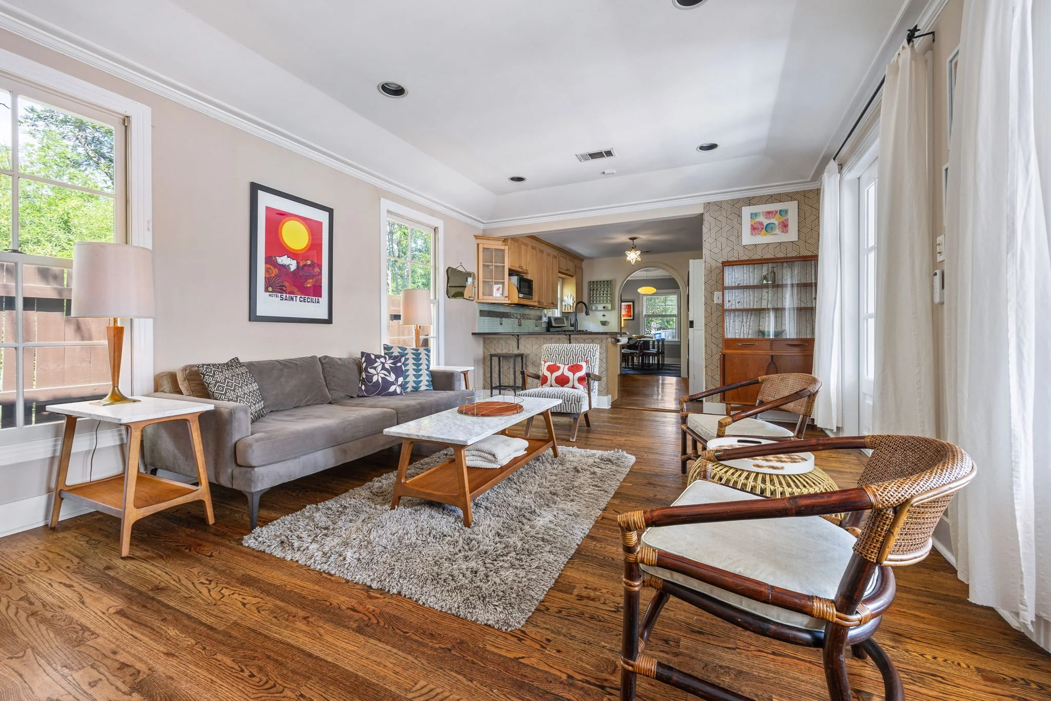 20-120 -305 E 50TH ST.jpg