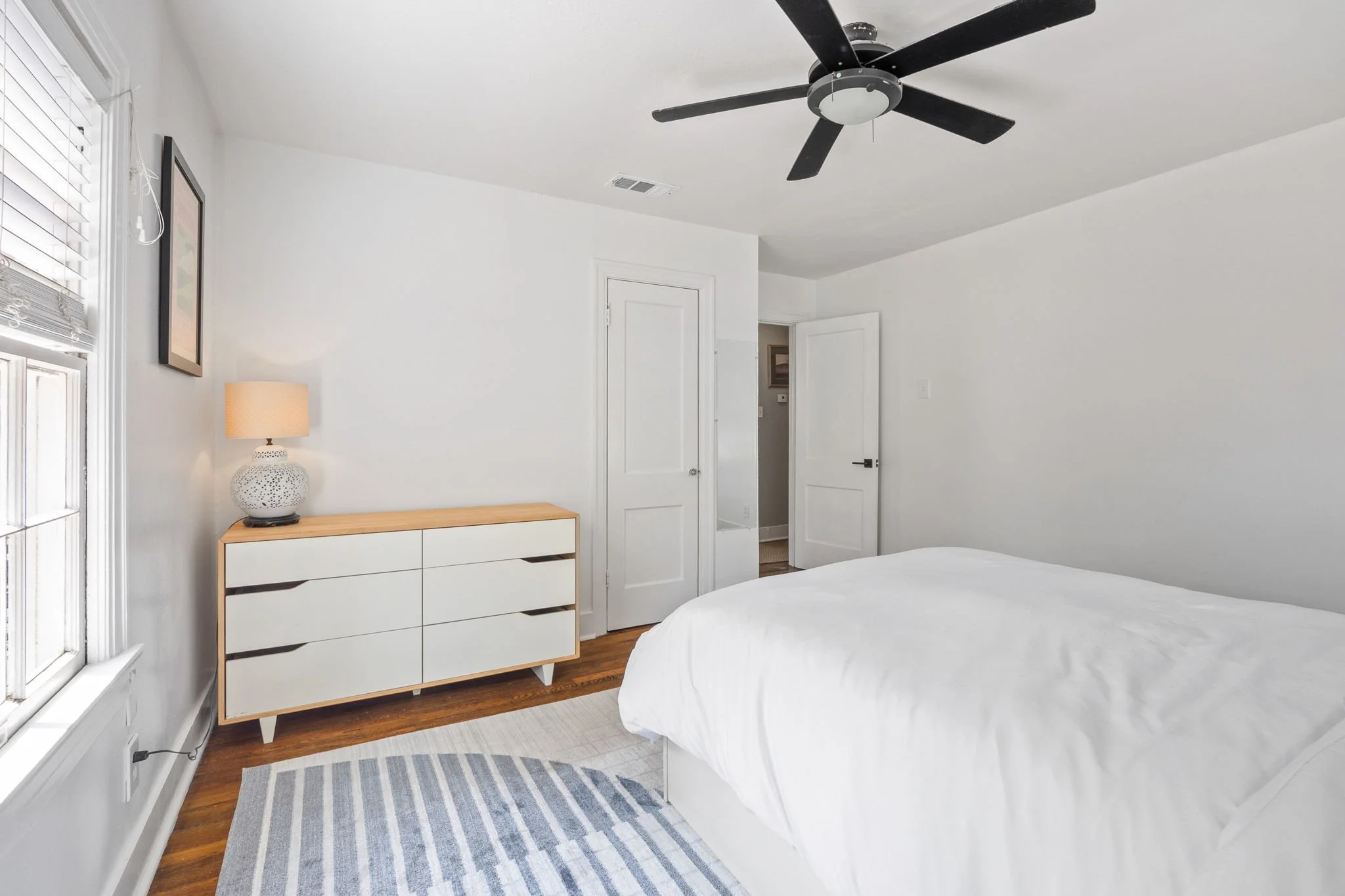 34-134 -305 E 50TH ST.jpg
