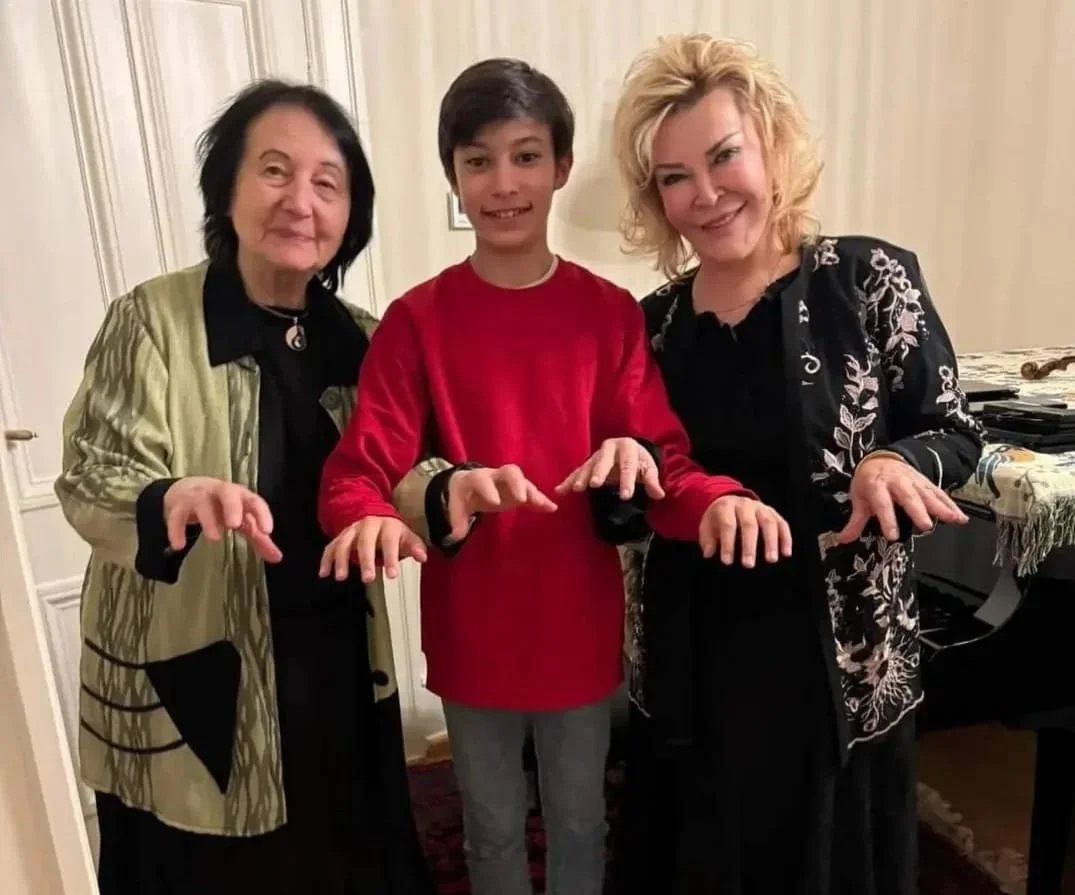 Prof. Sontraud Speidel, State Artist of Turkey Dr. h.c. Gülsin Onay