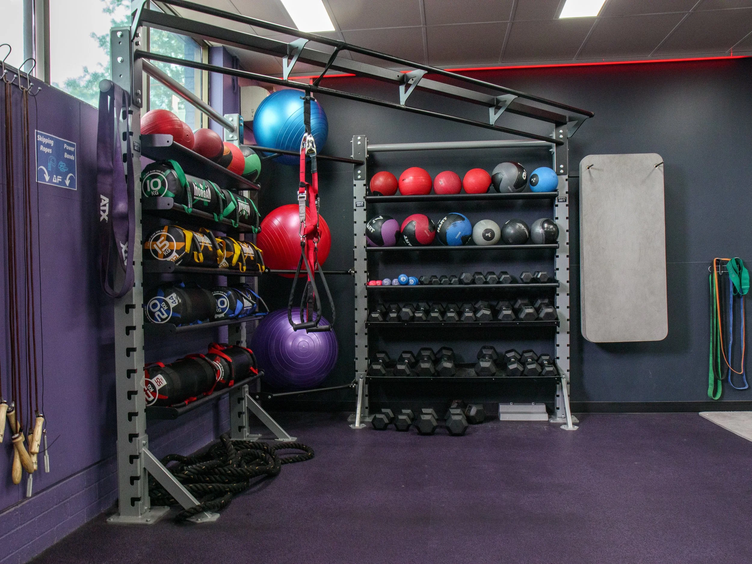 anytimefitnees pics-1.jpg