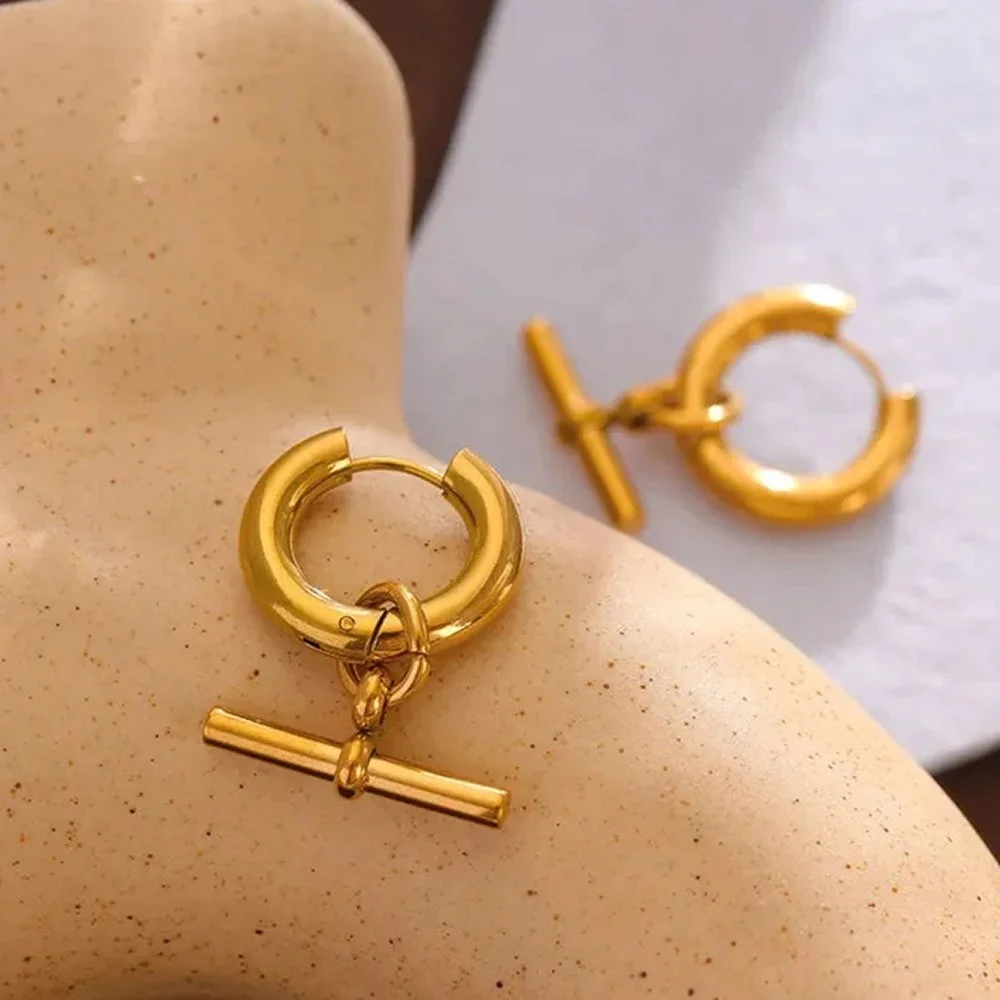 MG.ER.001 T-Bar Chunky Hoops 01.jpg