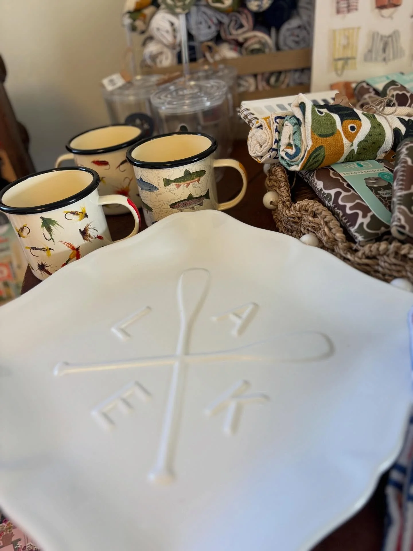 80&deg; this weekend has us hitting play on &ldquo;Outside&rdquo; and dreaming about lake days already. ☀️🚤

Stop by and get geared up for lake season &mdash; we&rsquo;ve got all the fun things you didn&rsquo;t know you needed.

We&rsquo;re open:
We