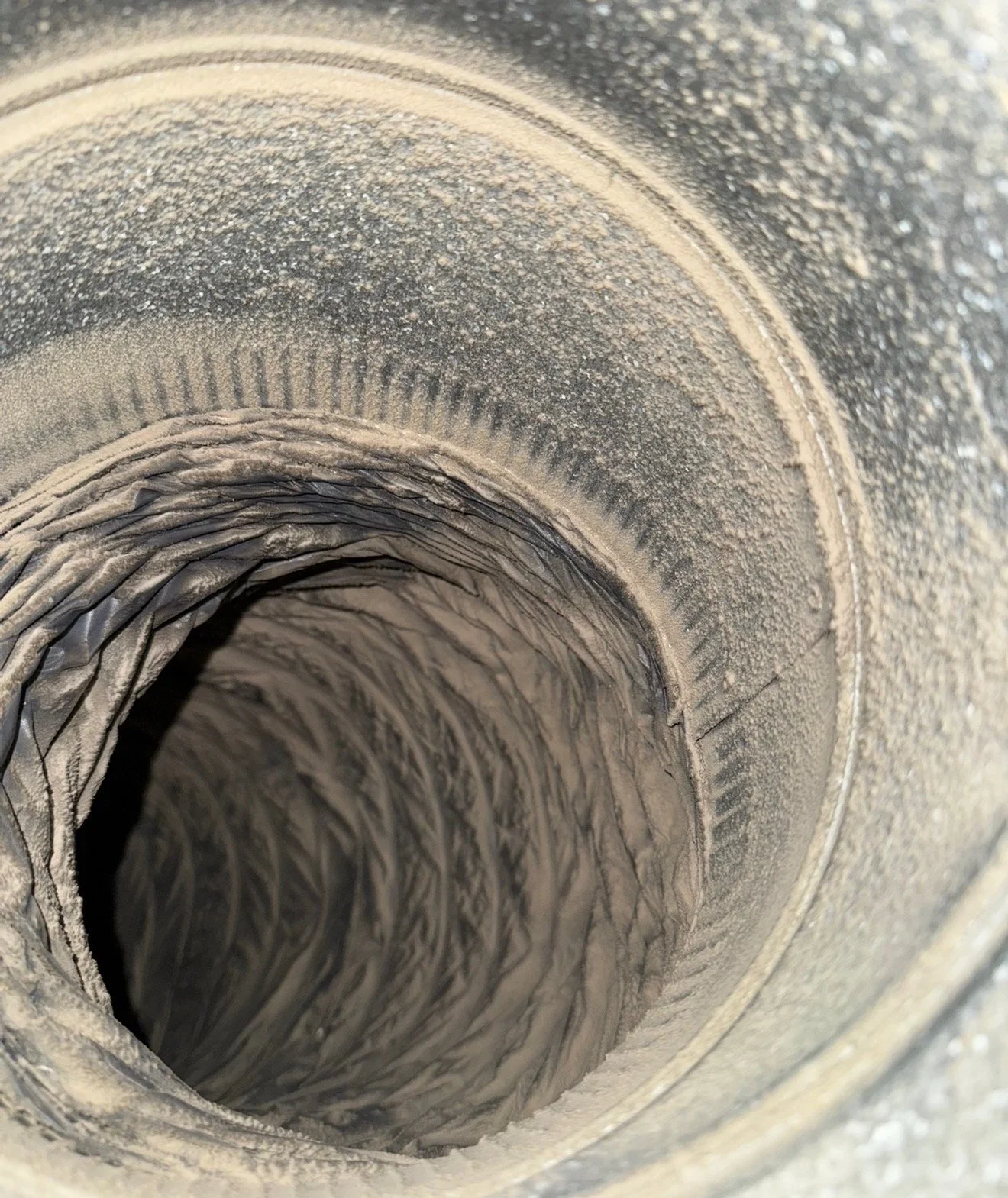 🌸 Spring Homeowner’s Tips: Why Air Duct &amp; Dryer Vent Cleaning Matters