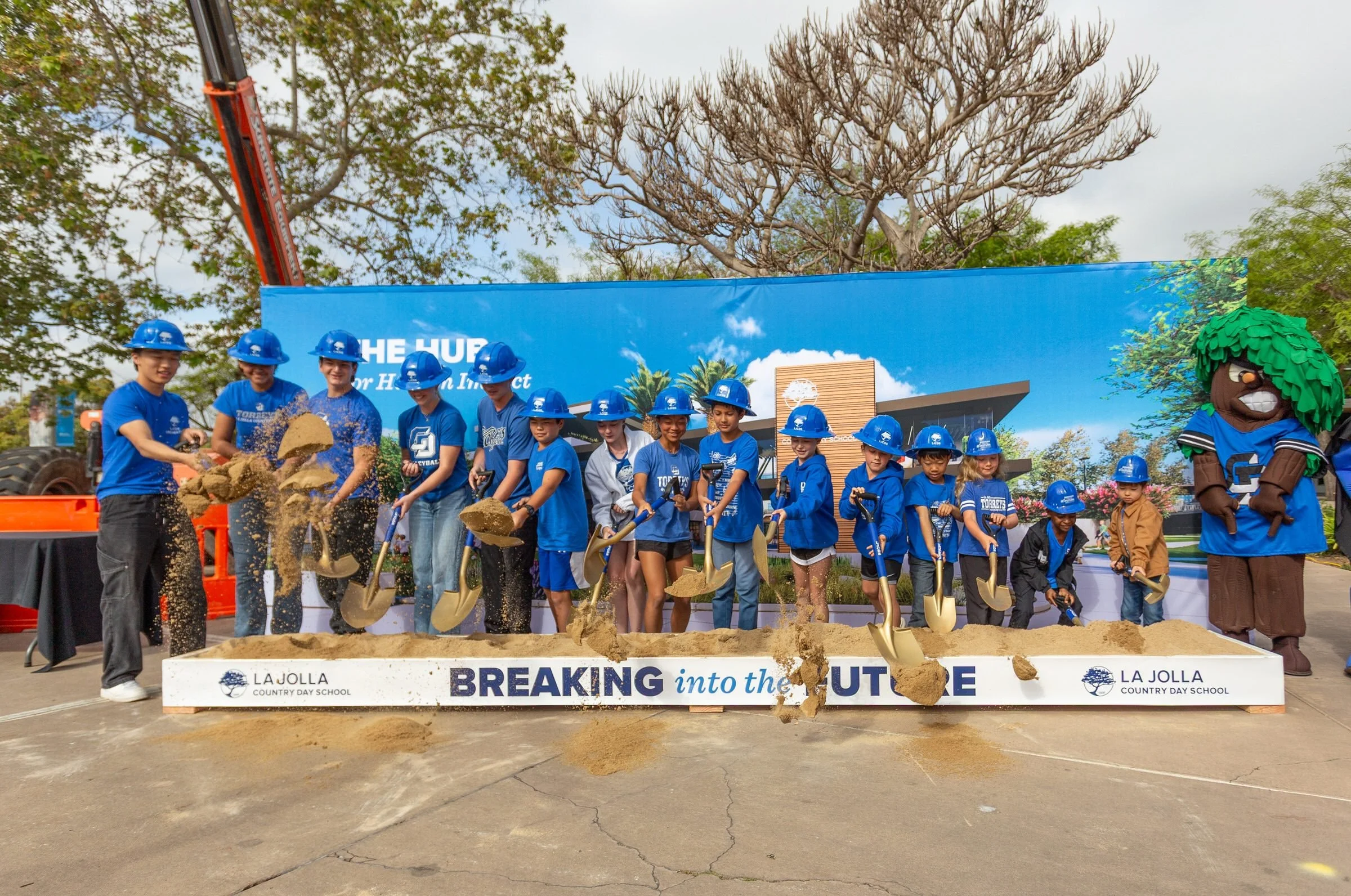 groundbreaking39-1.jpg