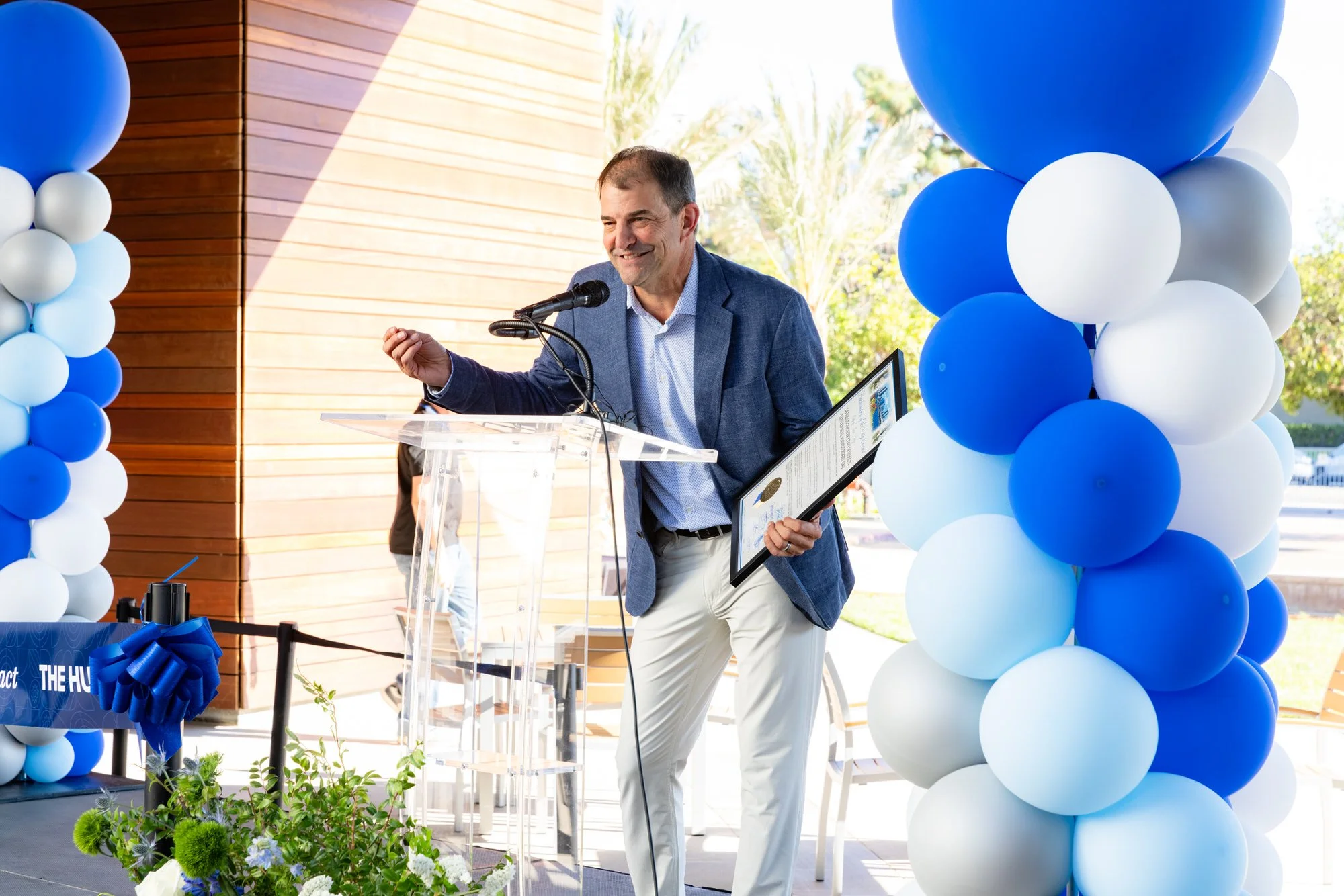 ribbon_cutting_ljcds76.jpg