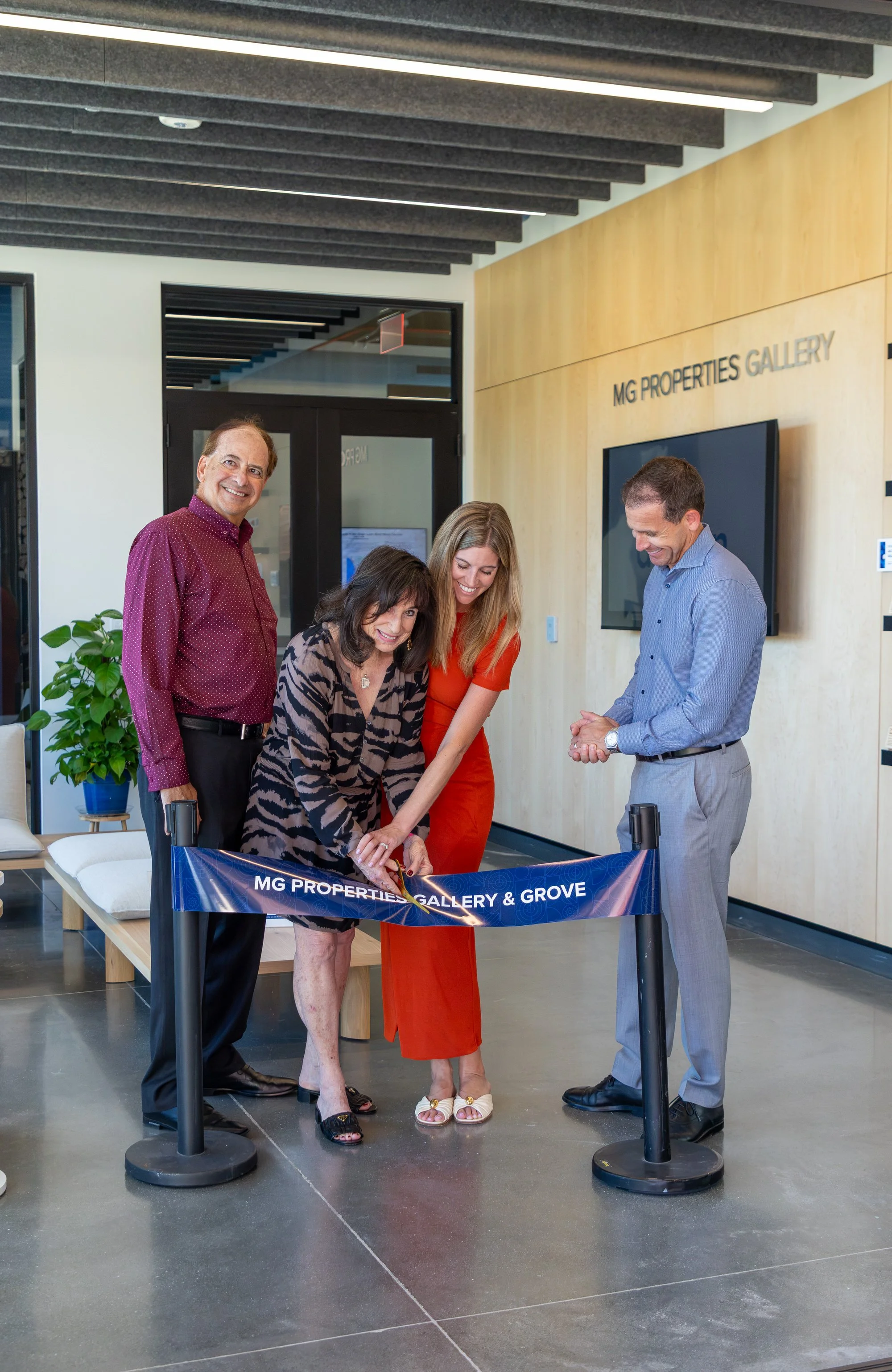 ribbon_cutting_ljcds240.jpg