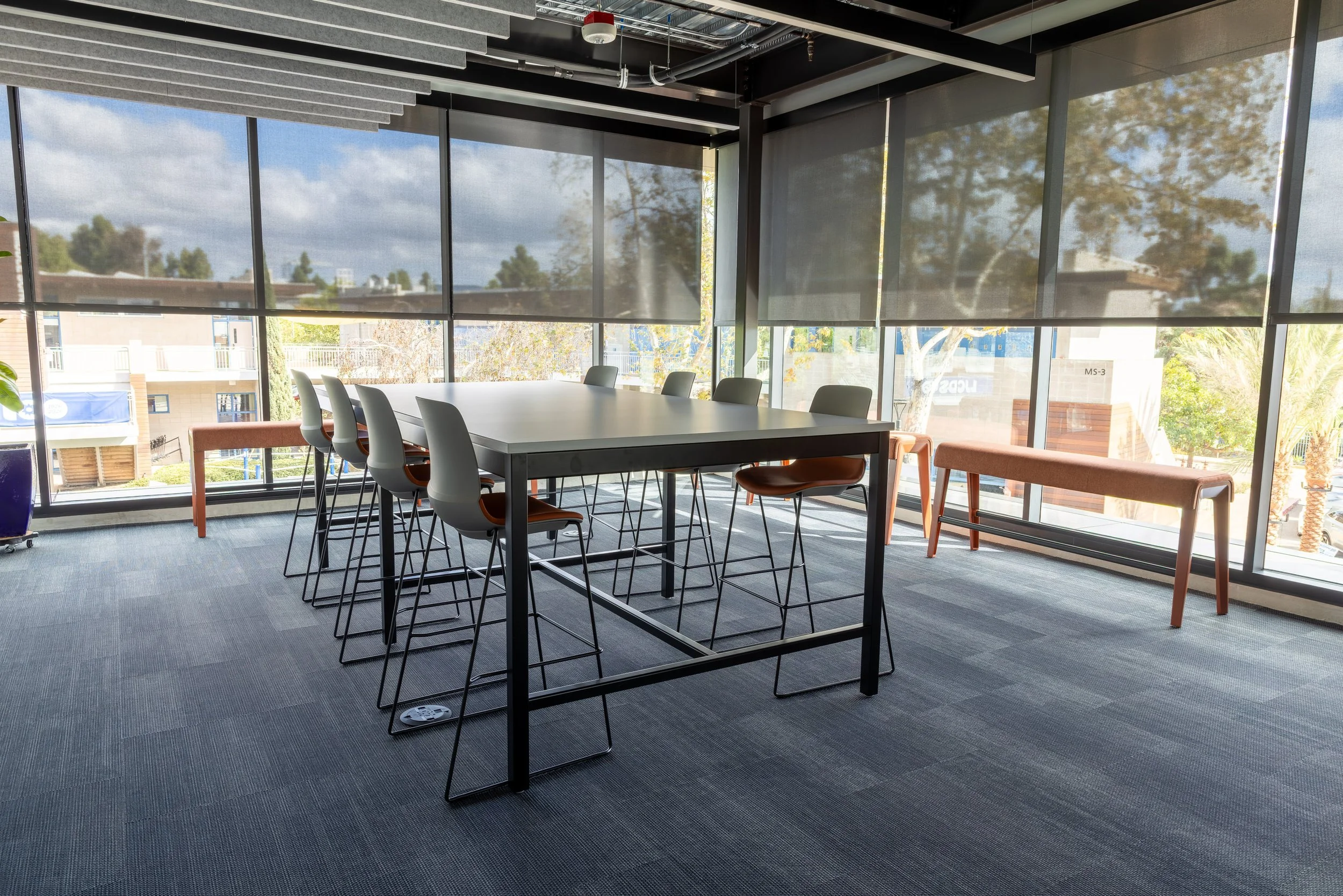 HUB_hdr21.jpg