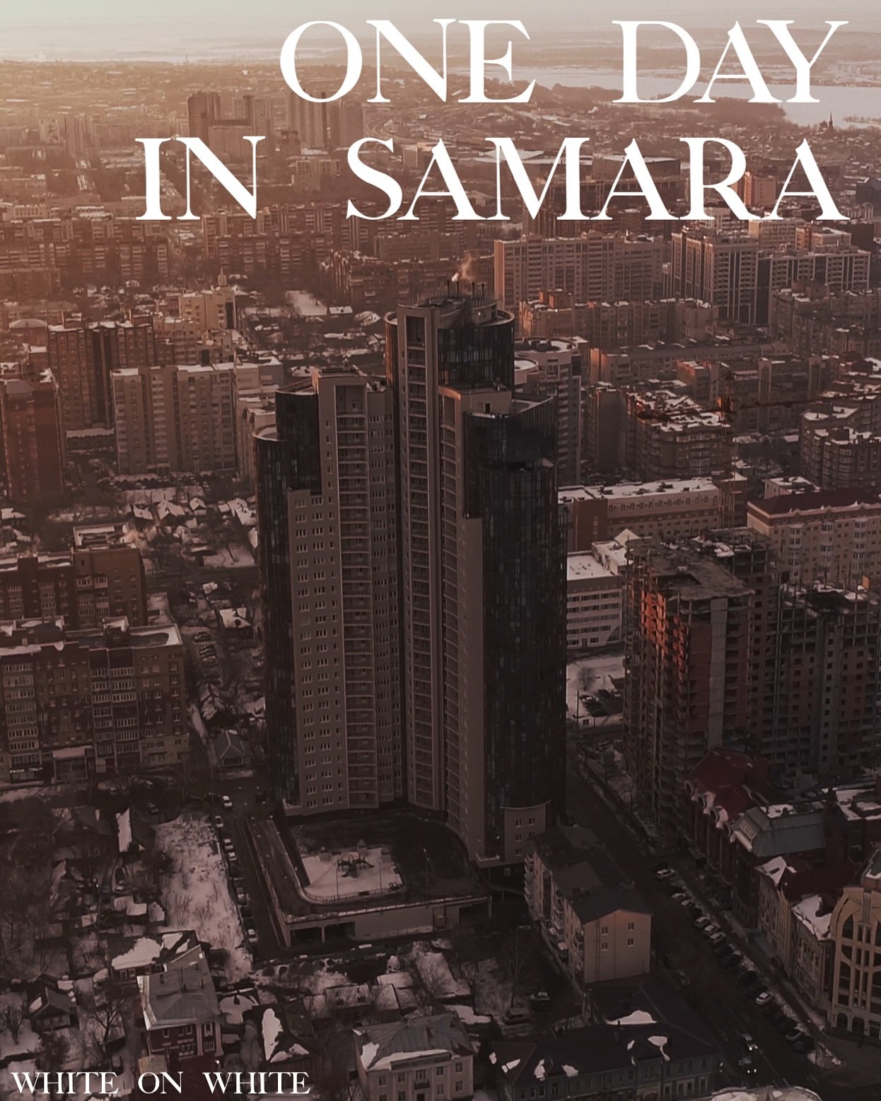 9:00 a.m. - start this busy day with breakfast at @la.volte_rest 

10:30 a.m. - move to the branch of the Tretyakov Gallery with @yandex.go and visit the exhibition &ldquo;Factory-Kitchen&rdquo;. 
&ldquo;Keep an eye out for the @misha_most mural, loc