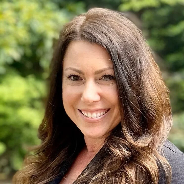 Gillian Morrison, the founder of Kye Organics and creator of the all-natural skin care products, is a registered dietician with 15+ years of experience.