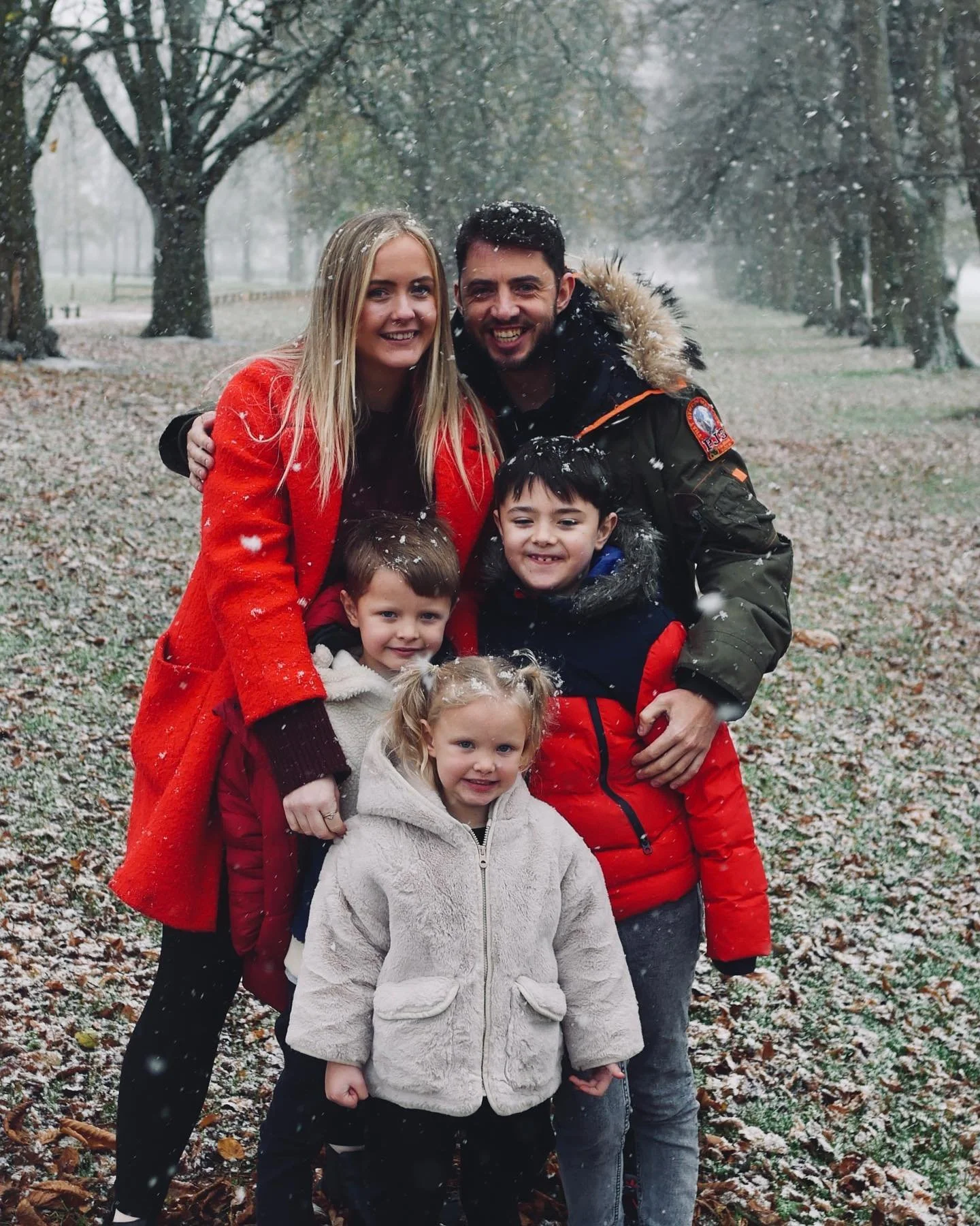 Little impromptu photoshoot in the snow ❄️