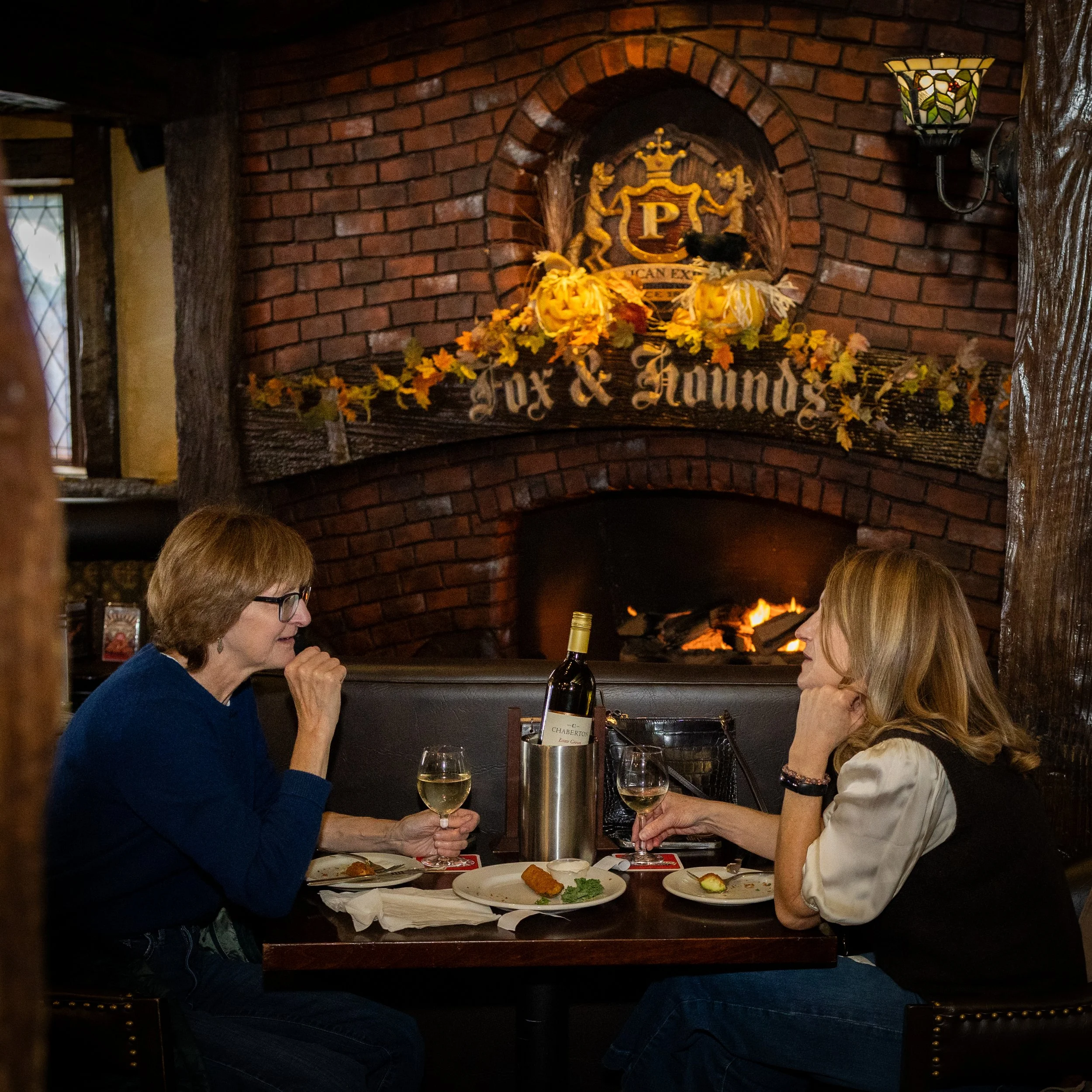 Showcasing Local Hospitality: Boro and Beyond Media Partners with Fox and Hounds Restaurant in Aldergrove, BC