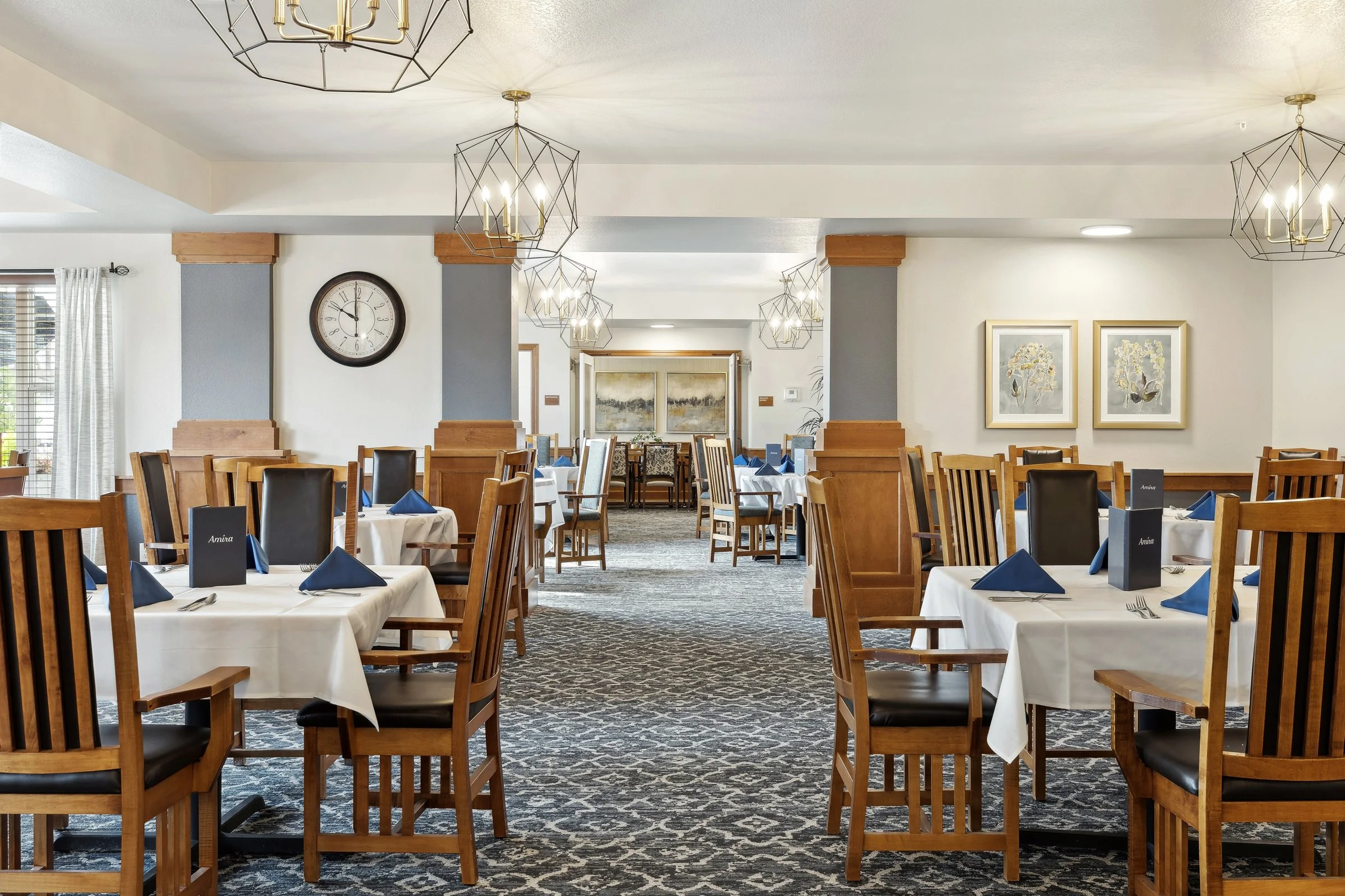 231 W Broadway Ave_007.jpg