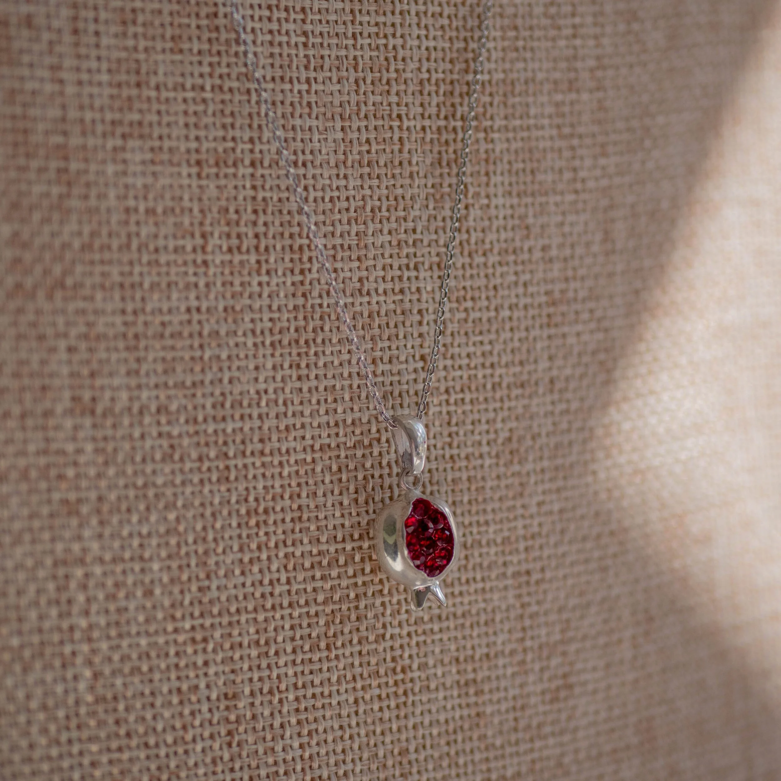 Rita - Pomegranate Jewelery Set 2 - 2a.jpg