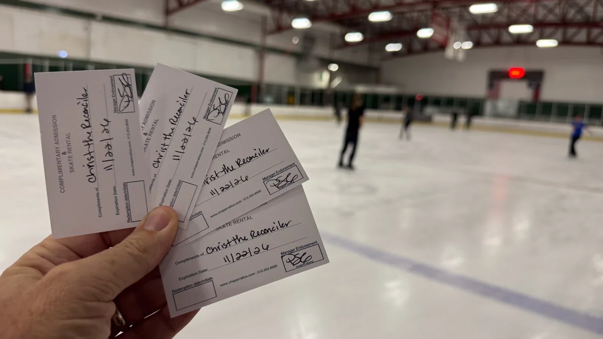 Michelle - Ice Skating 3.jpg