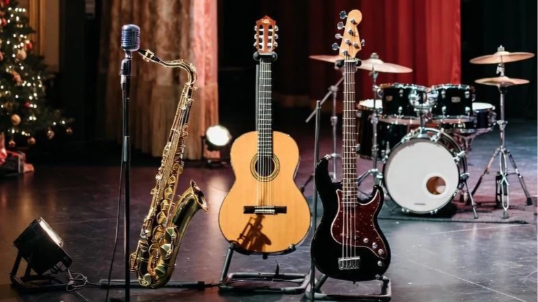 La Musica è un Regalo che Dura per Sempre: Perché Iniziare a Suonare Dopo i 50 Anni è il Miglior Investimento