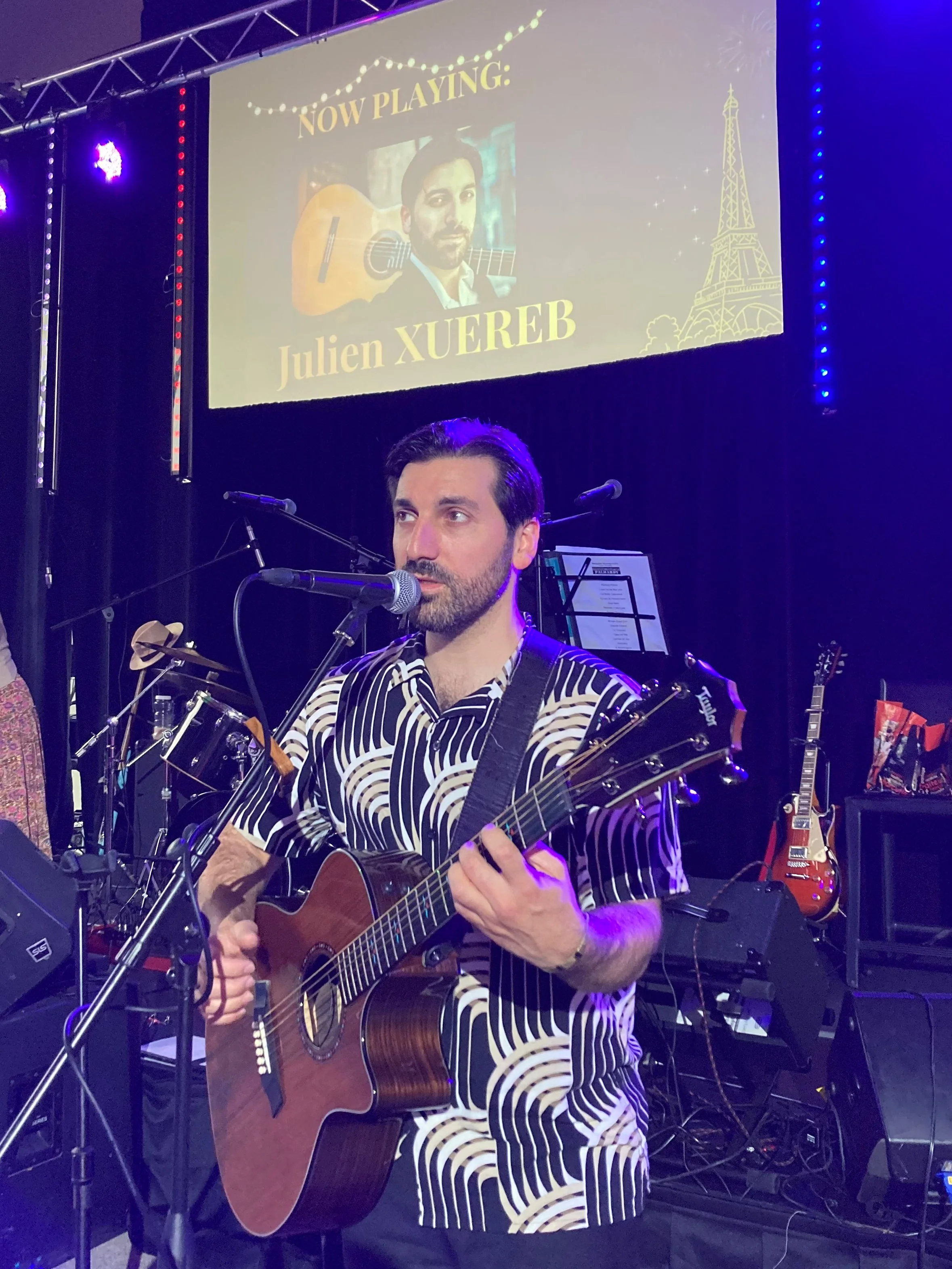 la.maison.française_julien.xuereb_singer.guitarist.jpg