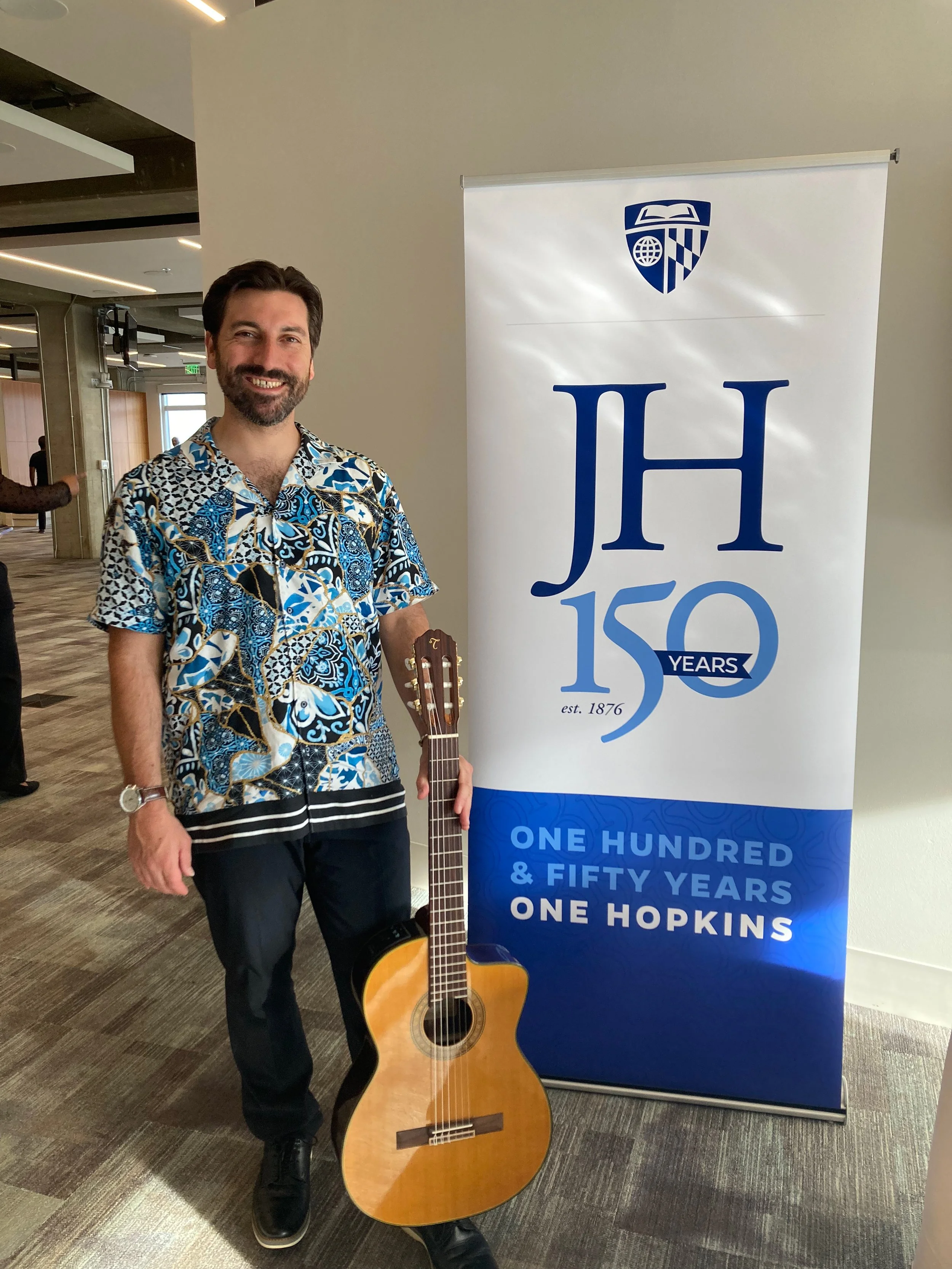 JHU_julien.xuereb_guitarist.for.corporate.events.jpg
