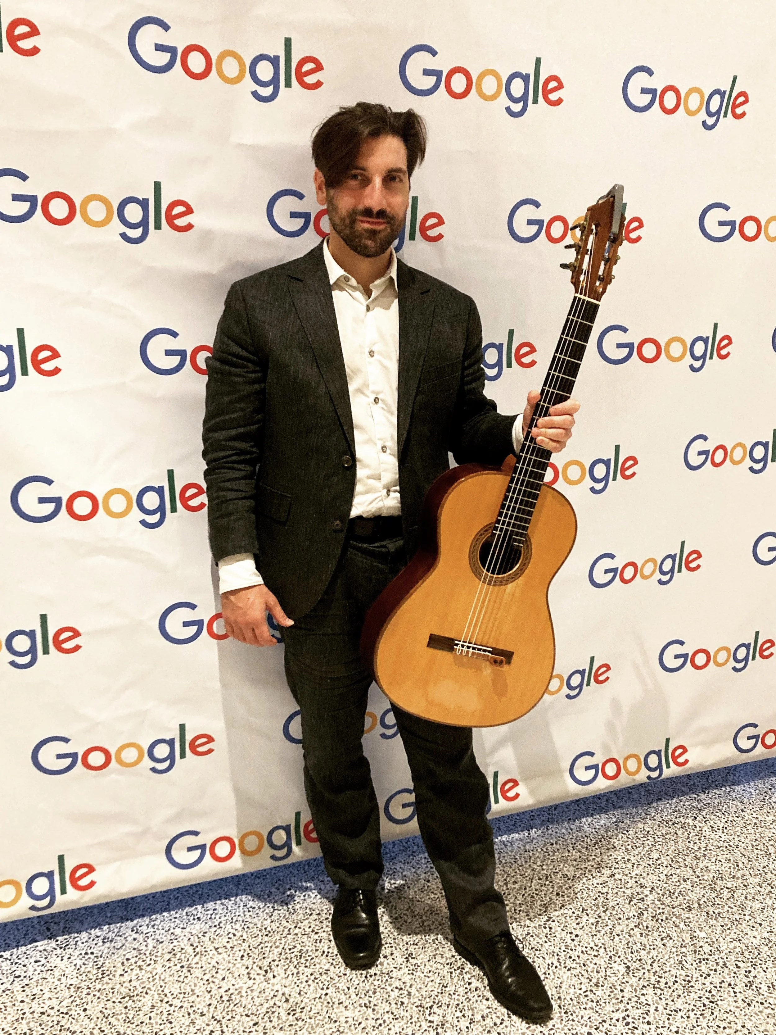 google_coporate.guitarist_julien.xuereb.jpg
