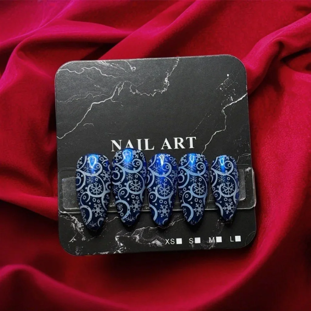 White Swirl Christmas