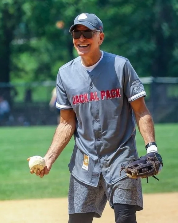 george-clooney-broadway-softball-game-01.jpg