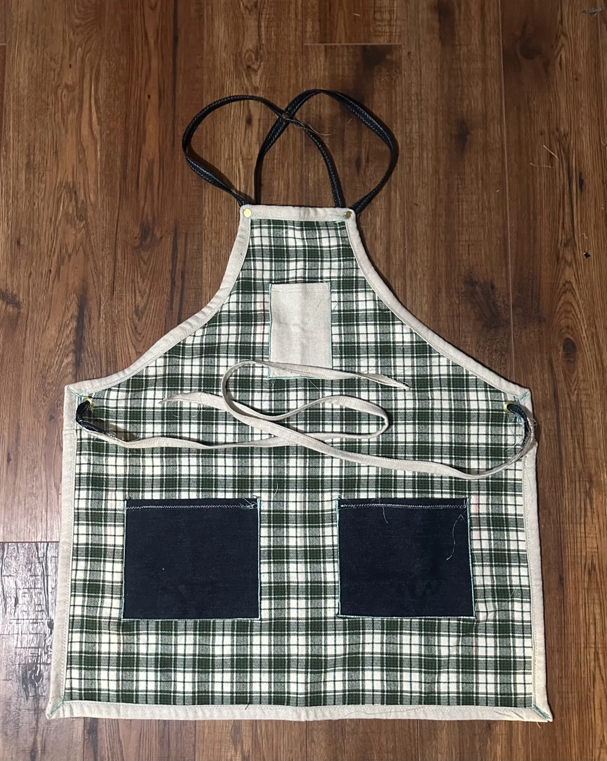 Apron - Plaid Flannel Base - White Trim