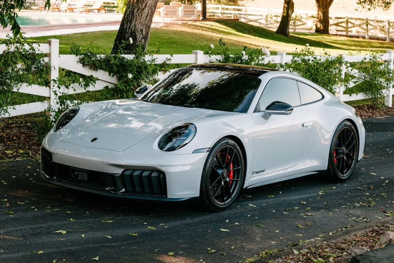 Porsche 911 Carrera 4 GTS