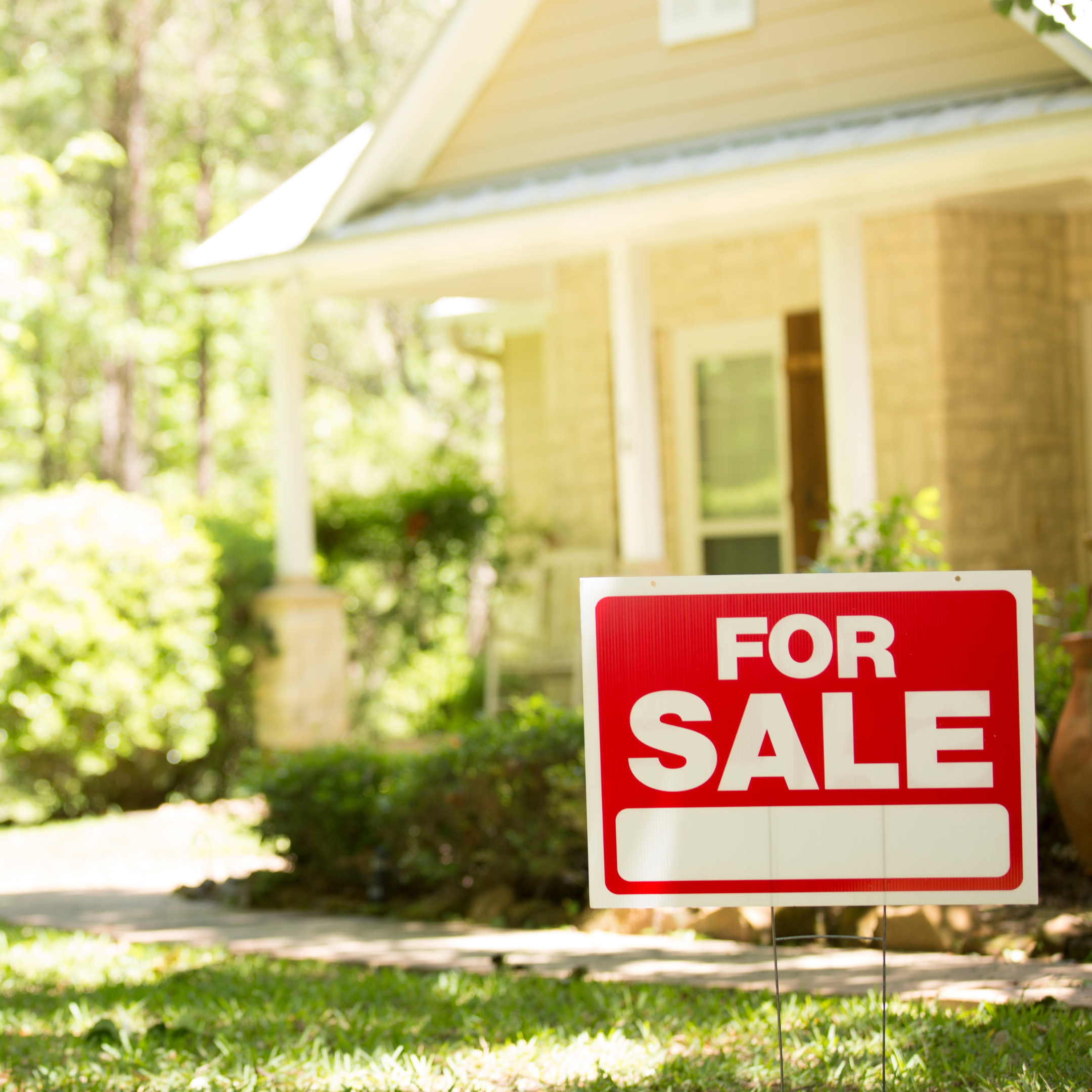 Why Your Home Is Not Selling (And What to Do Before Dropping the Price)