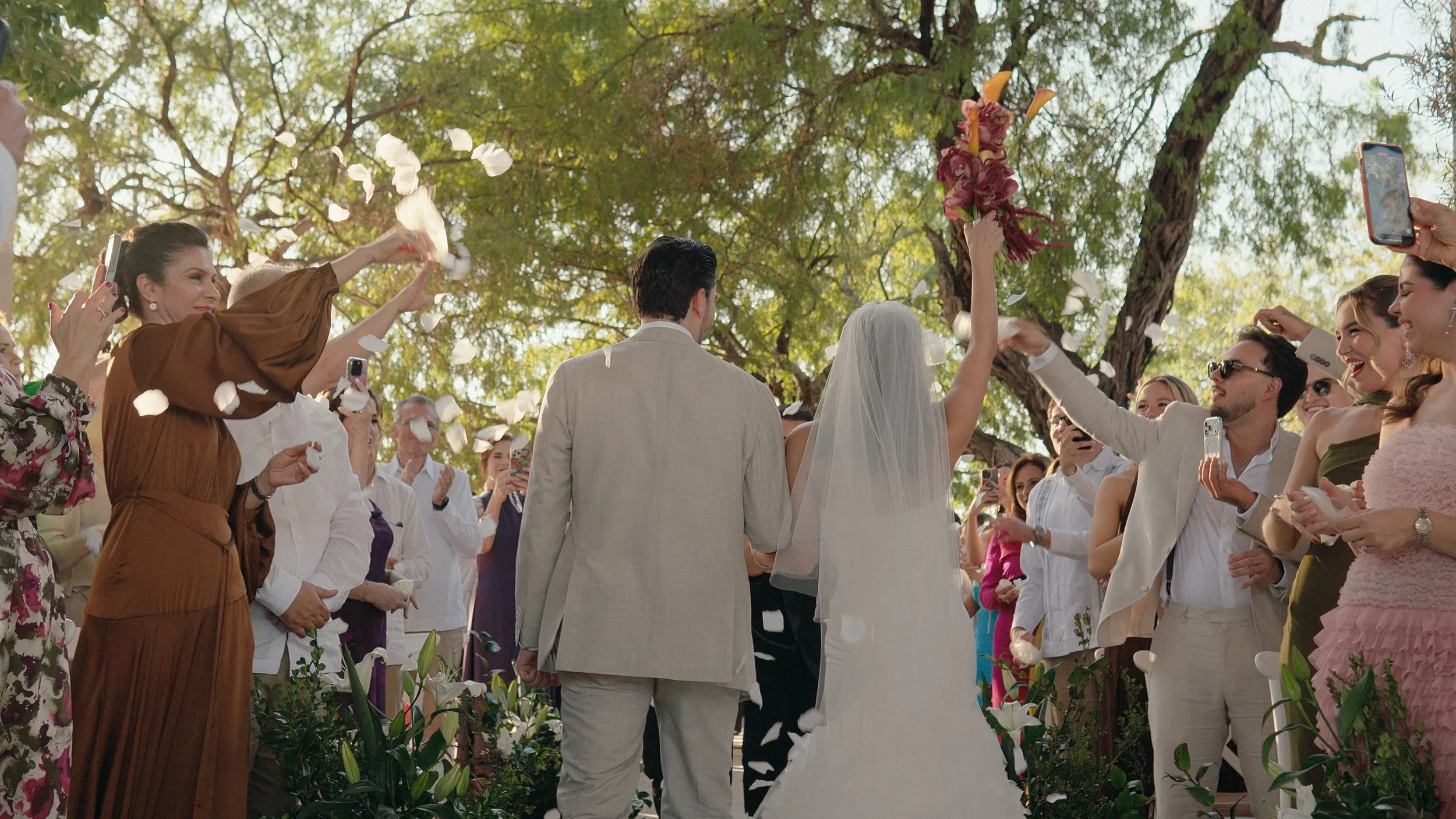 Erika & Esteban wedding in San Carlos, Sonora, filmed by Villa Films